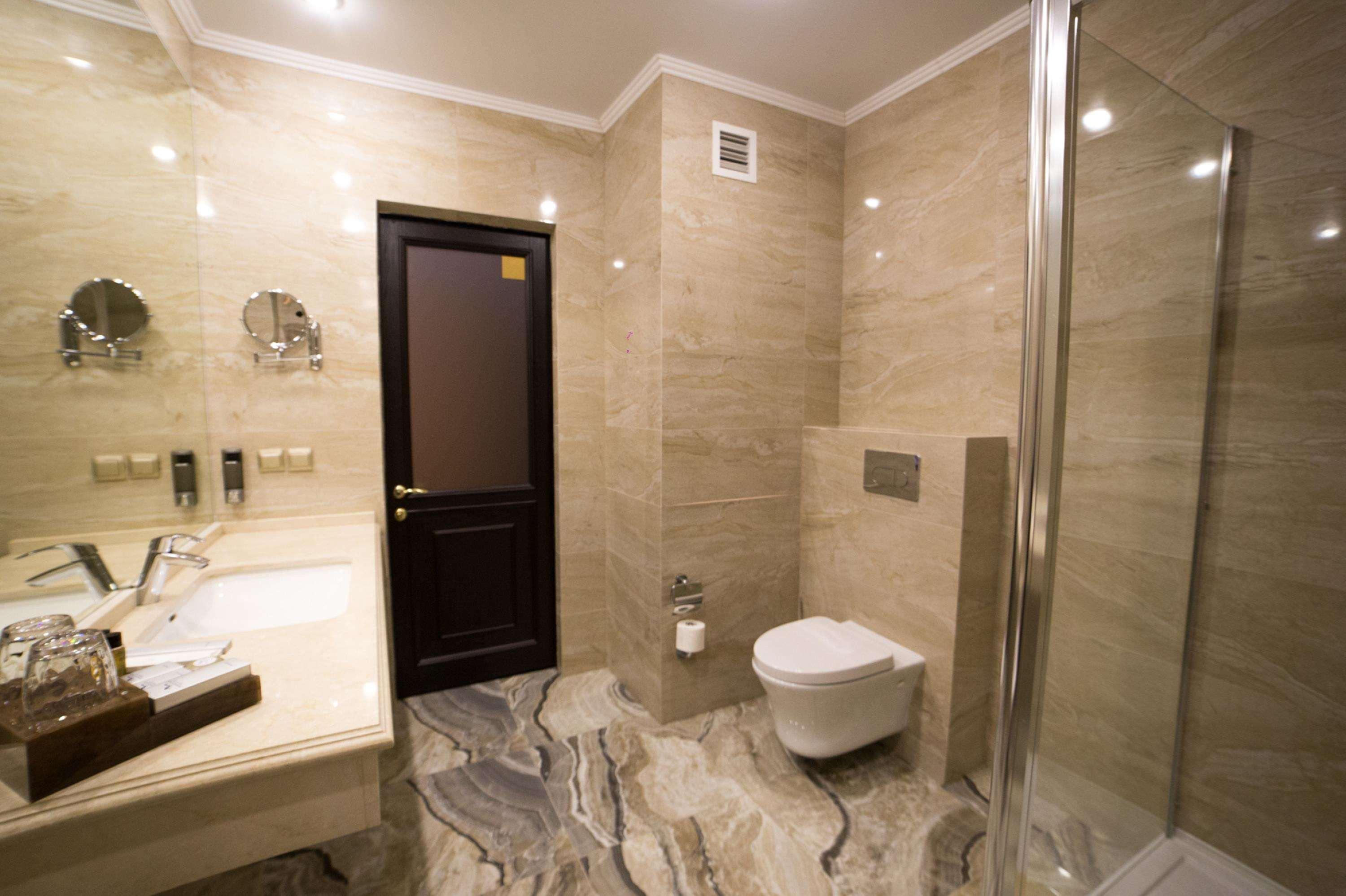 Junior Suite King Bed Non Smoking