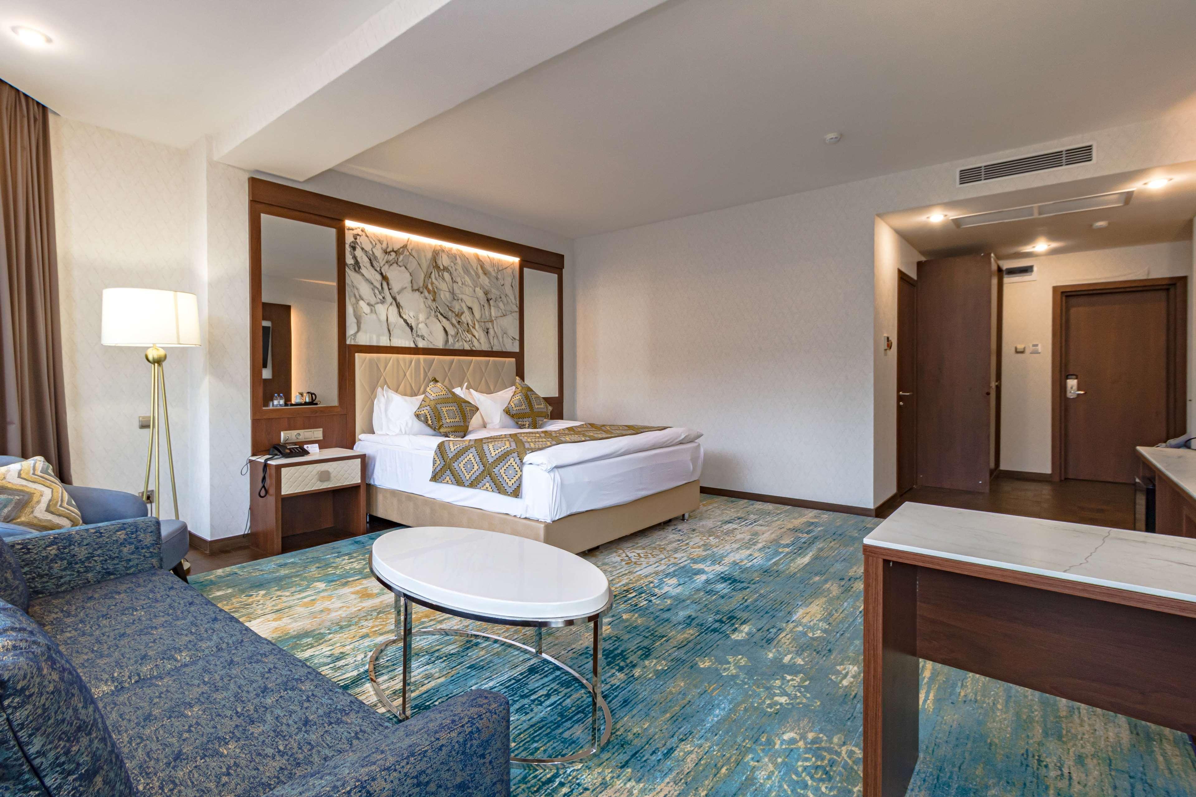 Double Premium King Bed