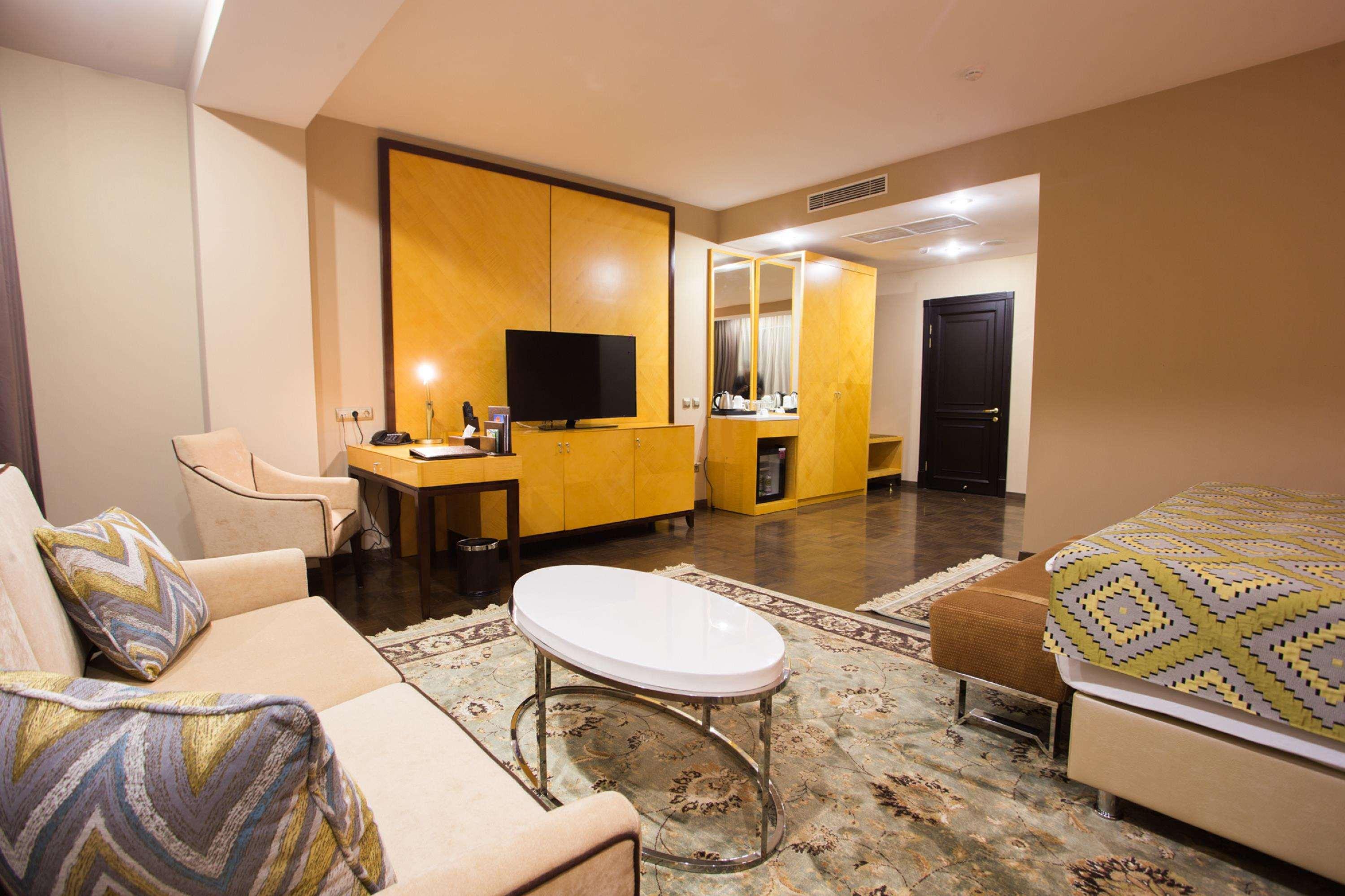 Suite Executive King Bed