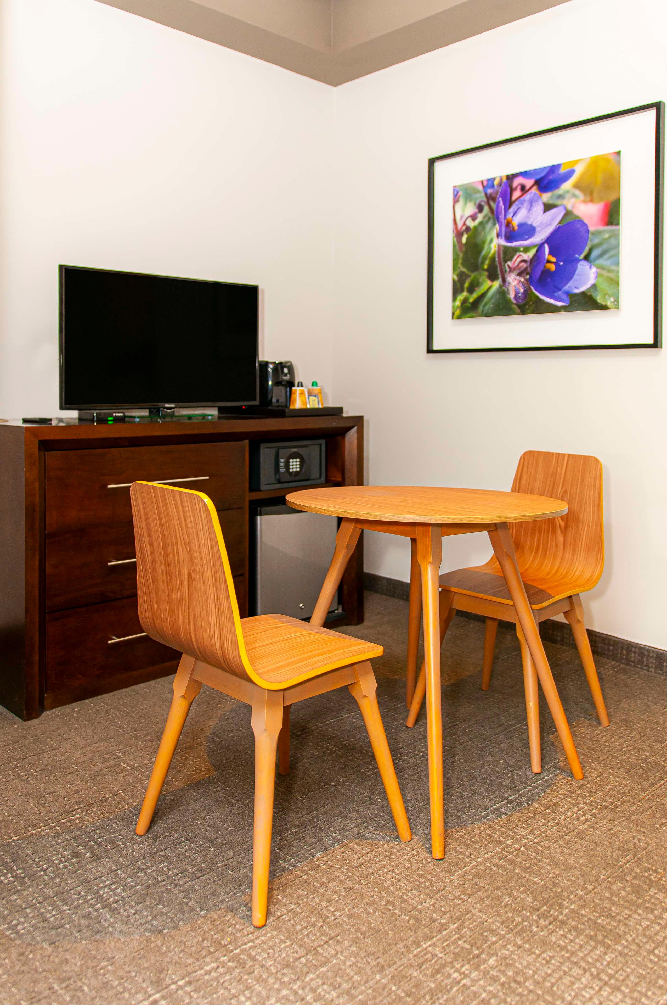 Junior Suite King Bed Non Smoking