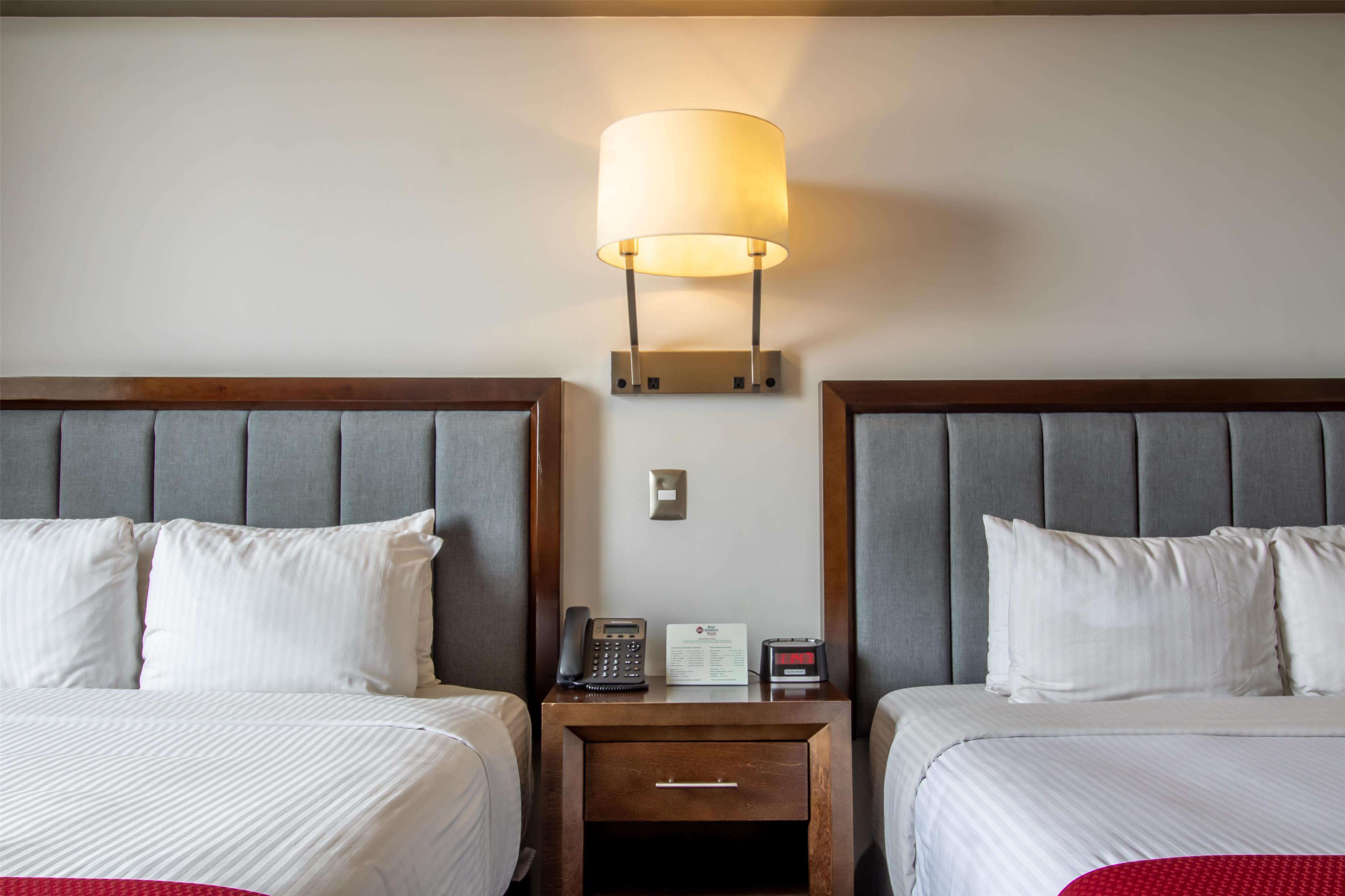 Quadruple Two Queen Beds Non Smoking