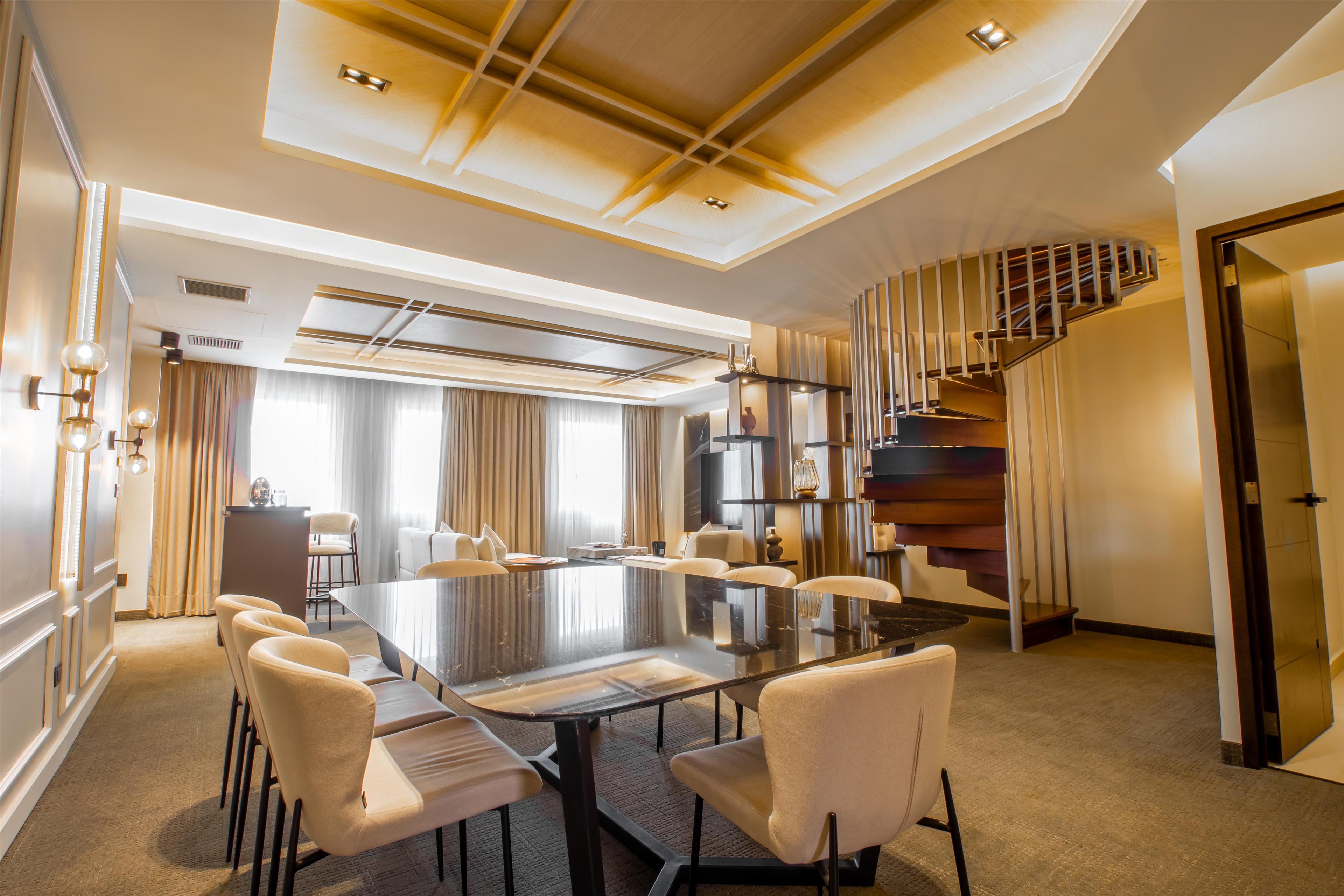 Suite King Bed Non Smoking