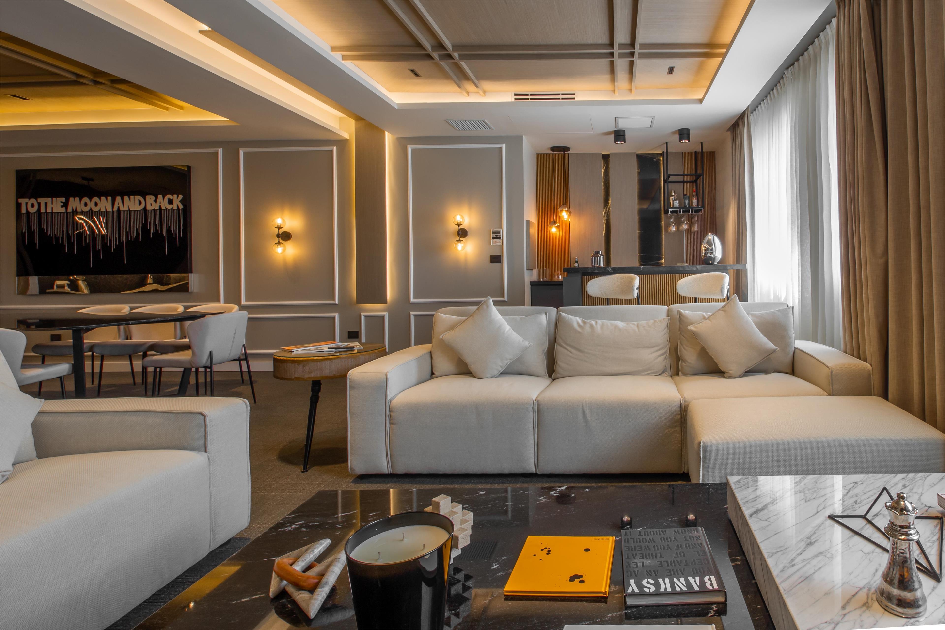 Suite King Bed Non Smoking