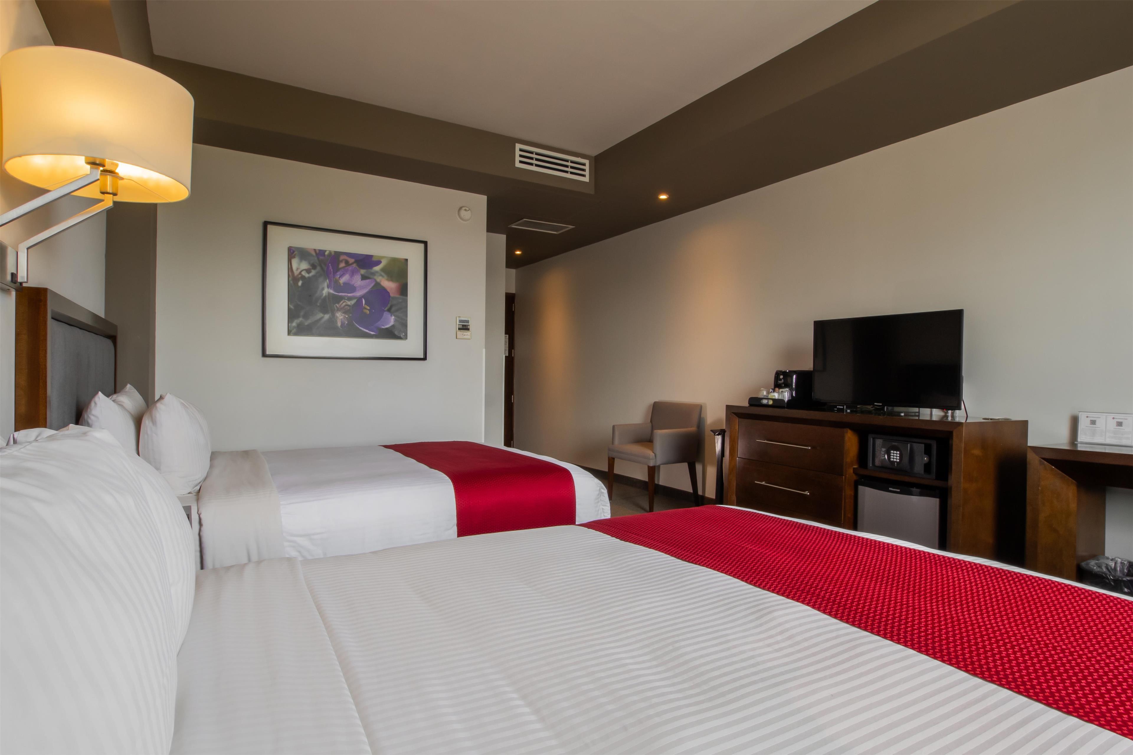 Quadruple Two Queen Beds