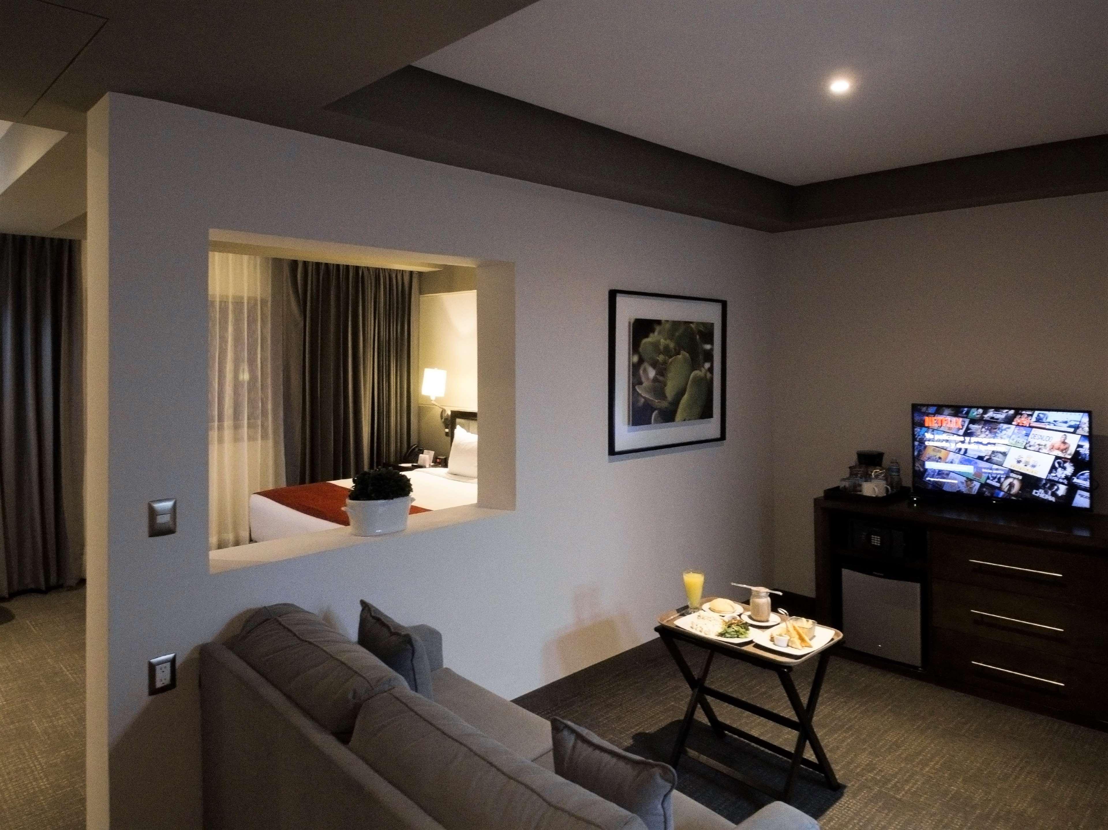 Junior Suite King Bed Non Smoking