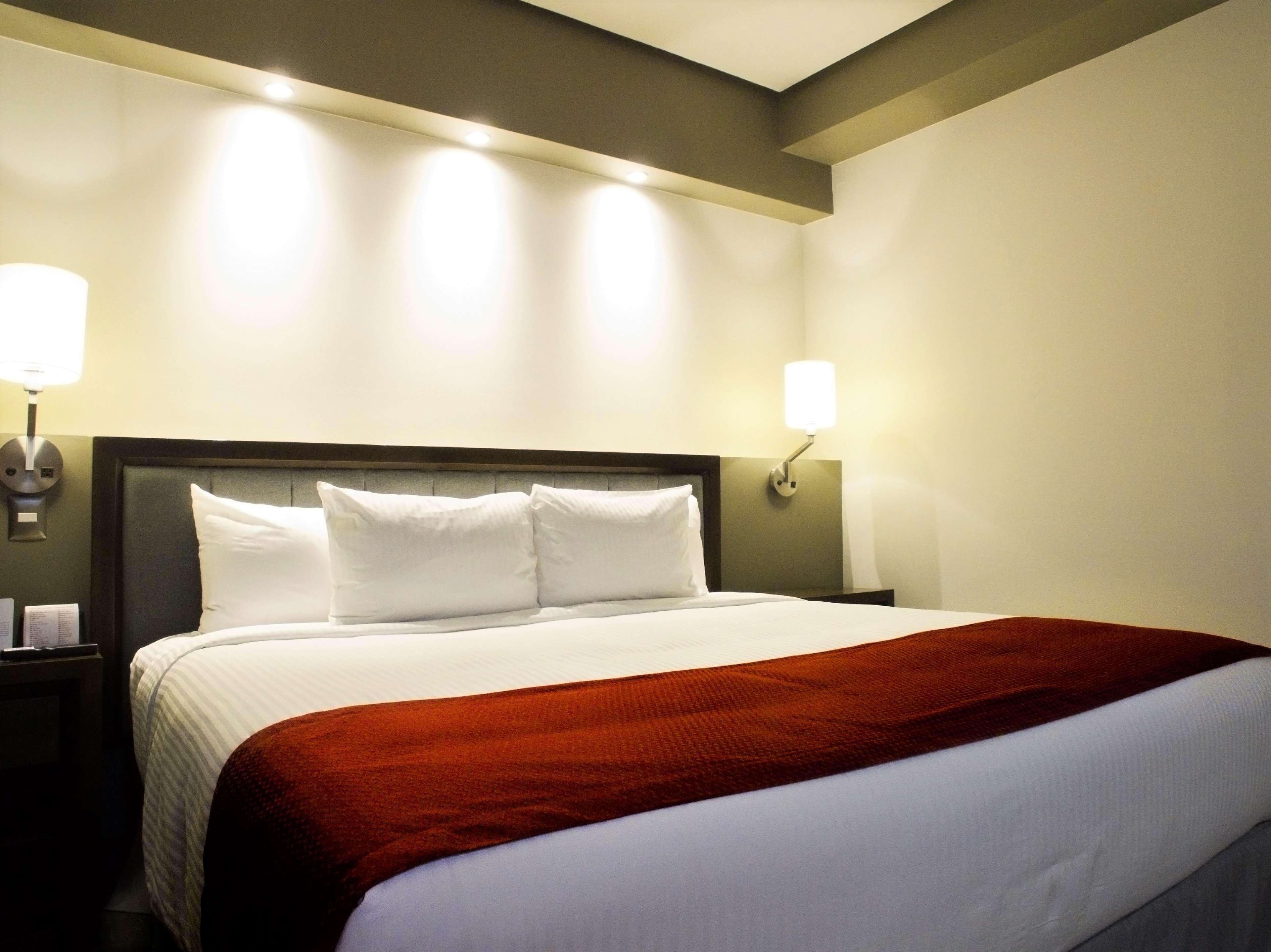 Double King Bed Non Smoking