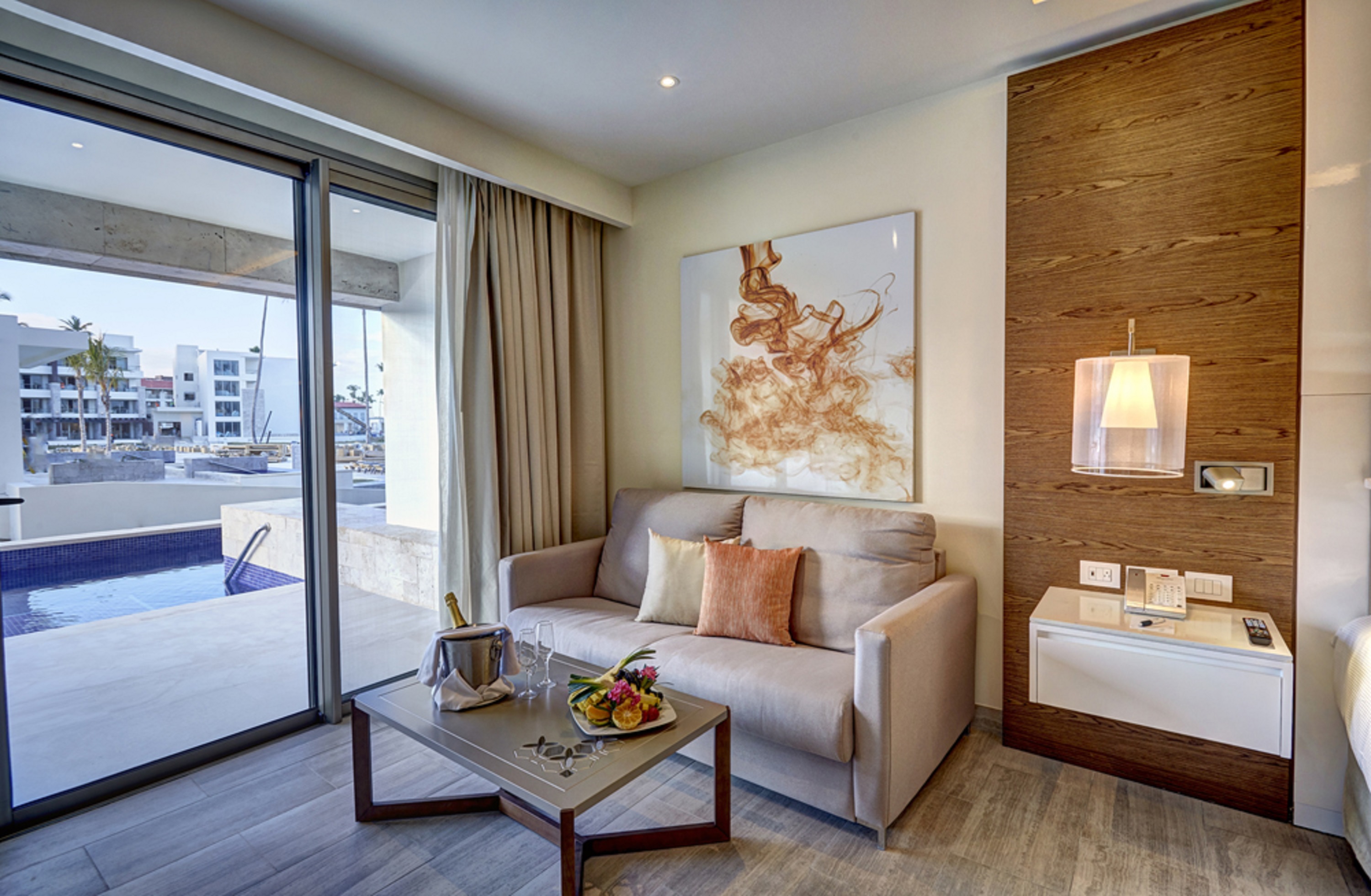 Junior Suite Deluxe Pool View