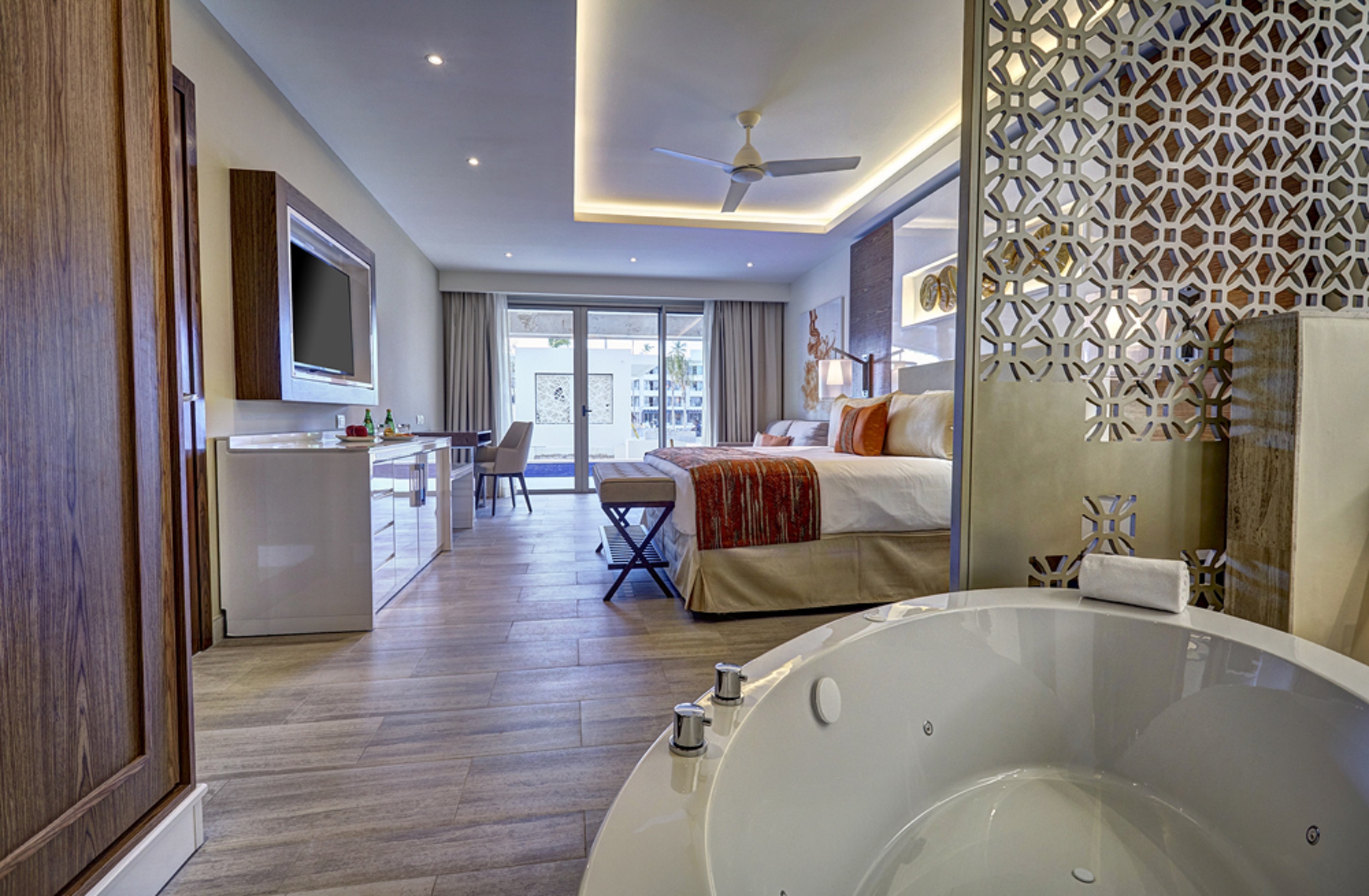 Junior Suite Accessible