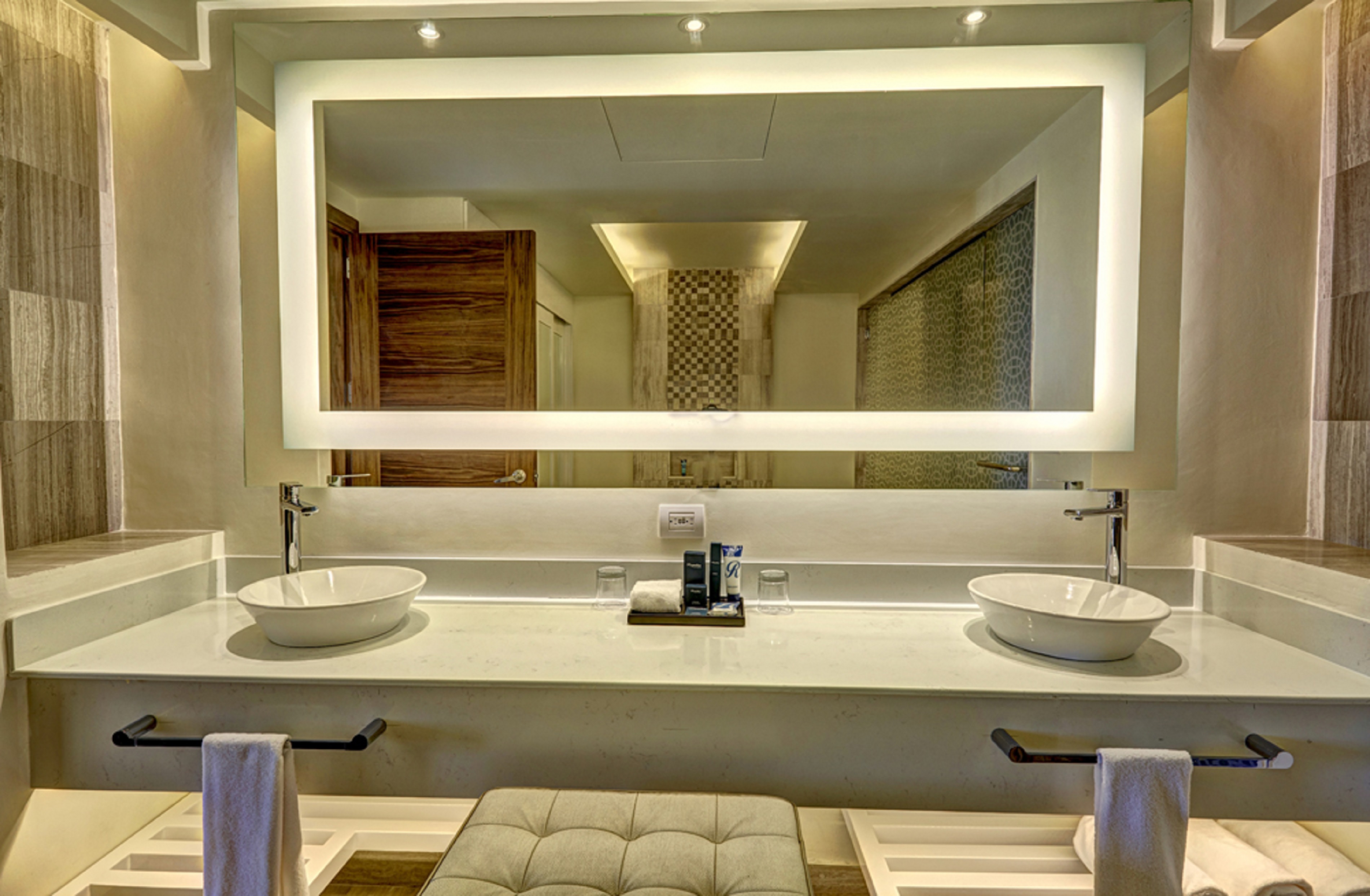 Suite Deluxe One Bedroom