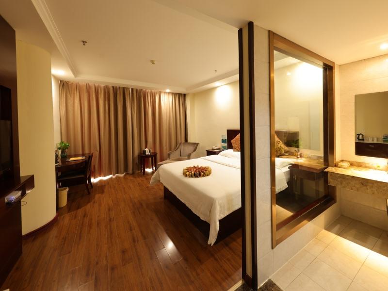 Double King Size Bed