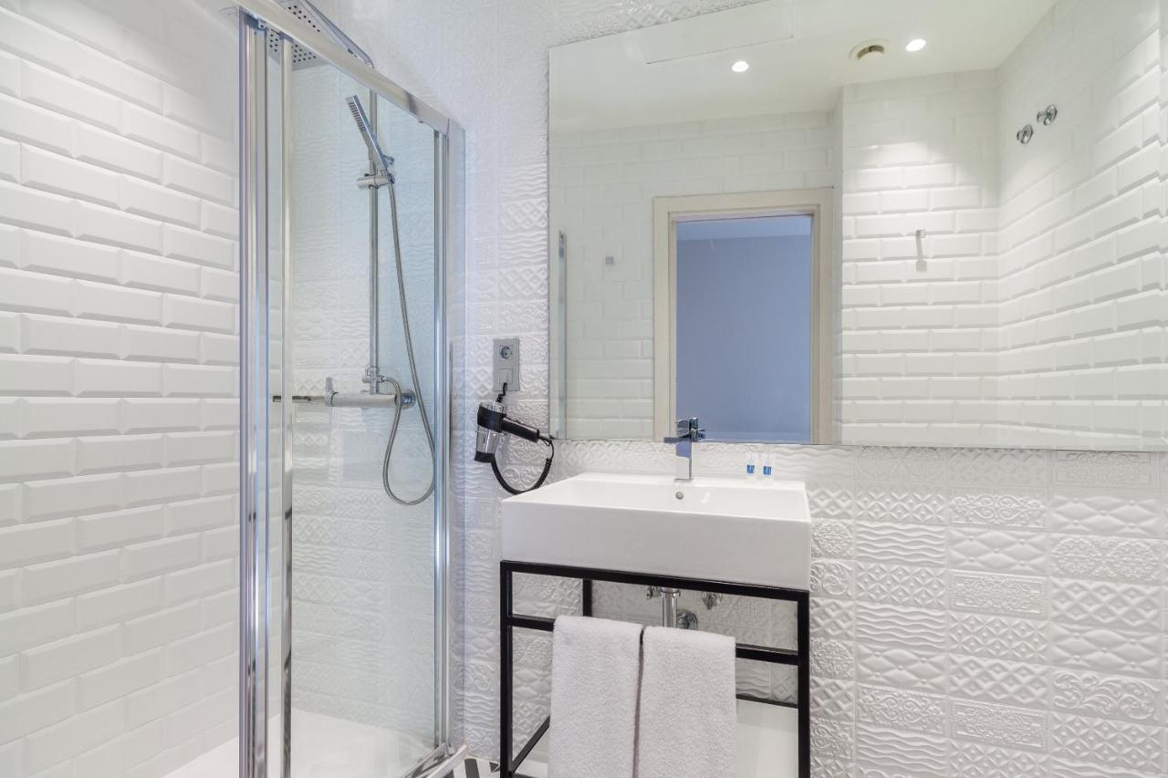 Suite Three Bedrooms