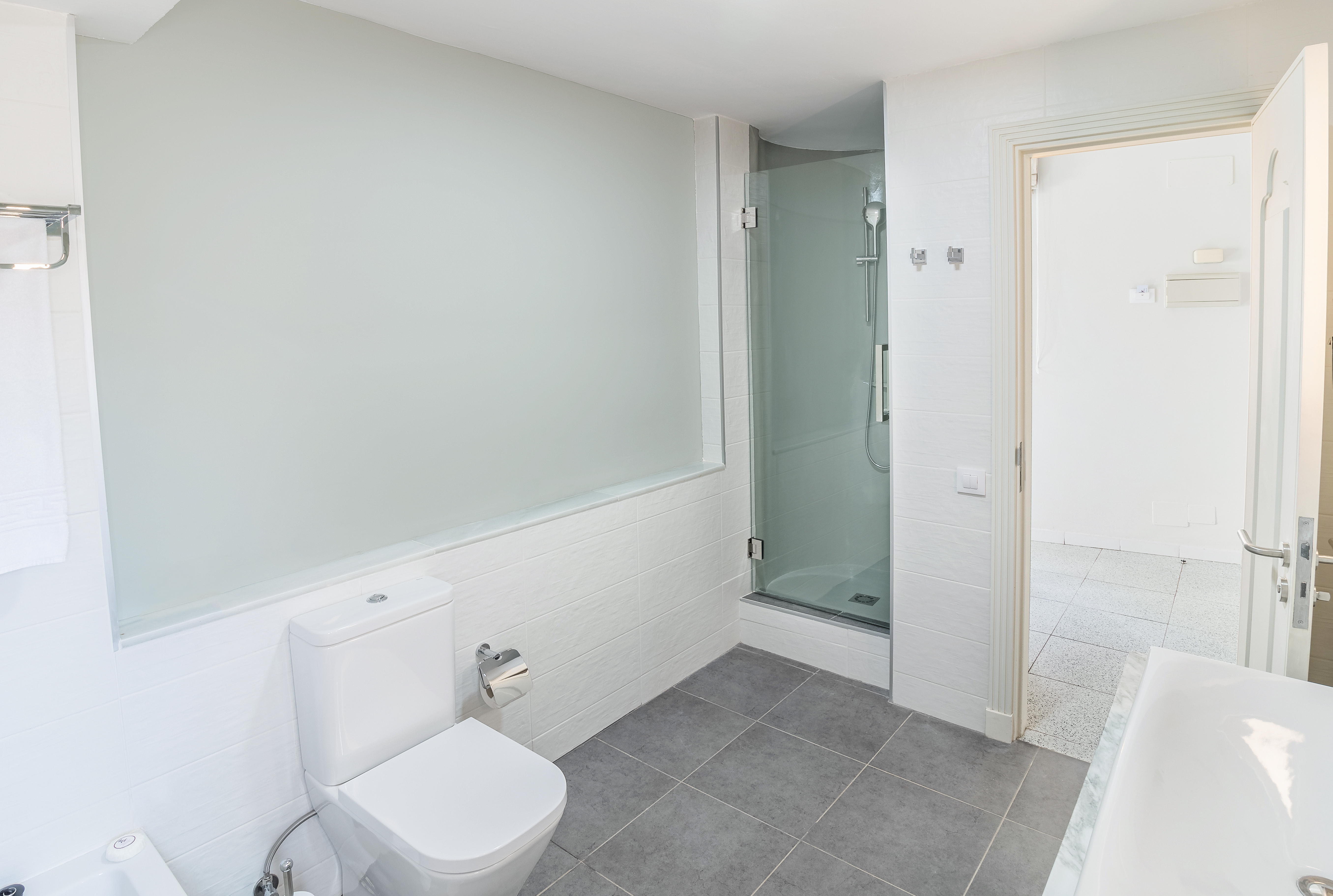 Family Room Capacity 3