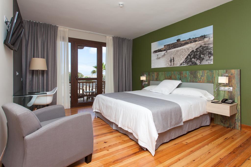 Double or Twin Sea View