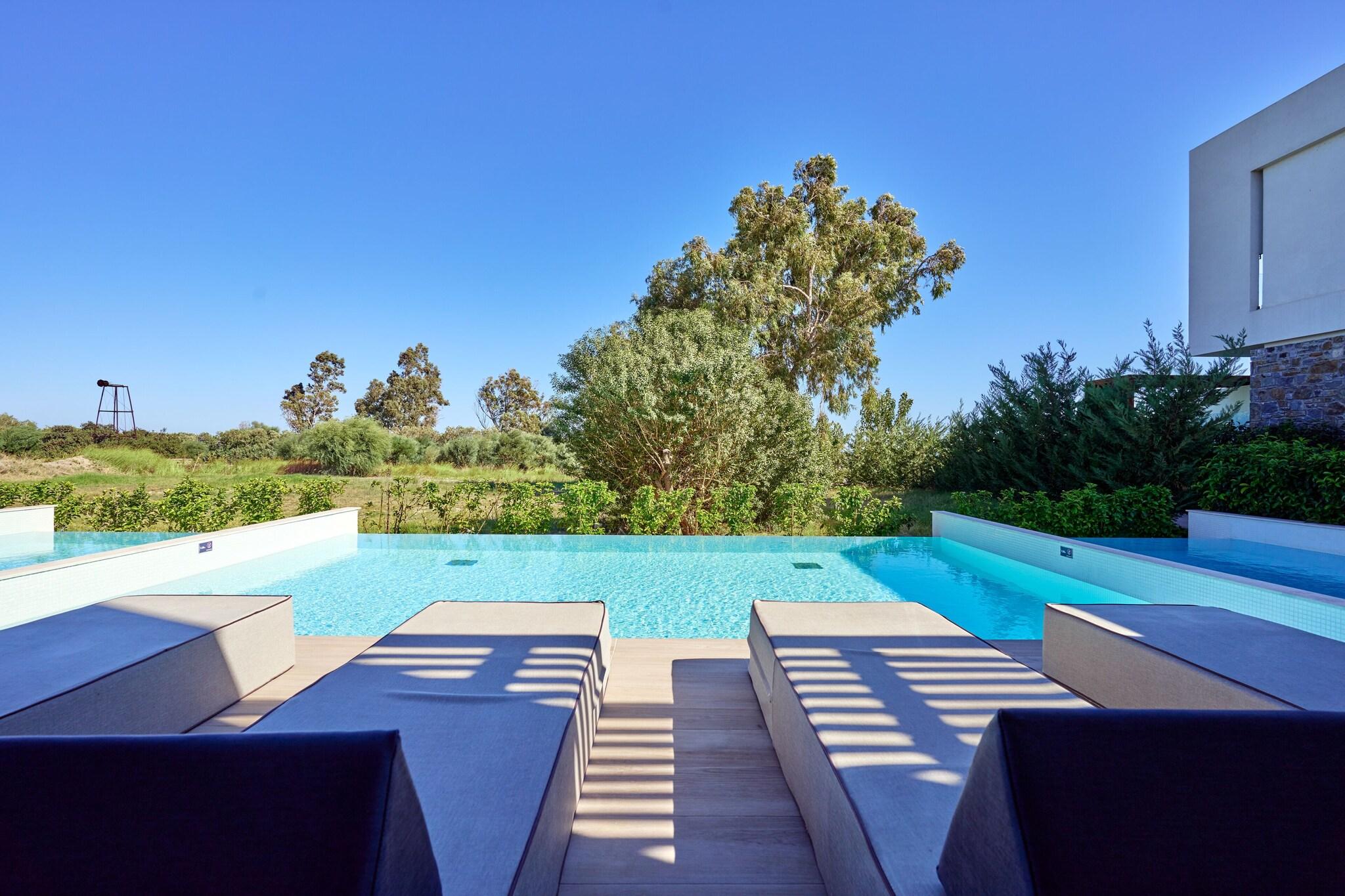 Suite with Private Pool