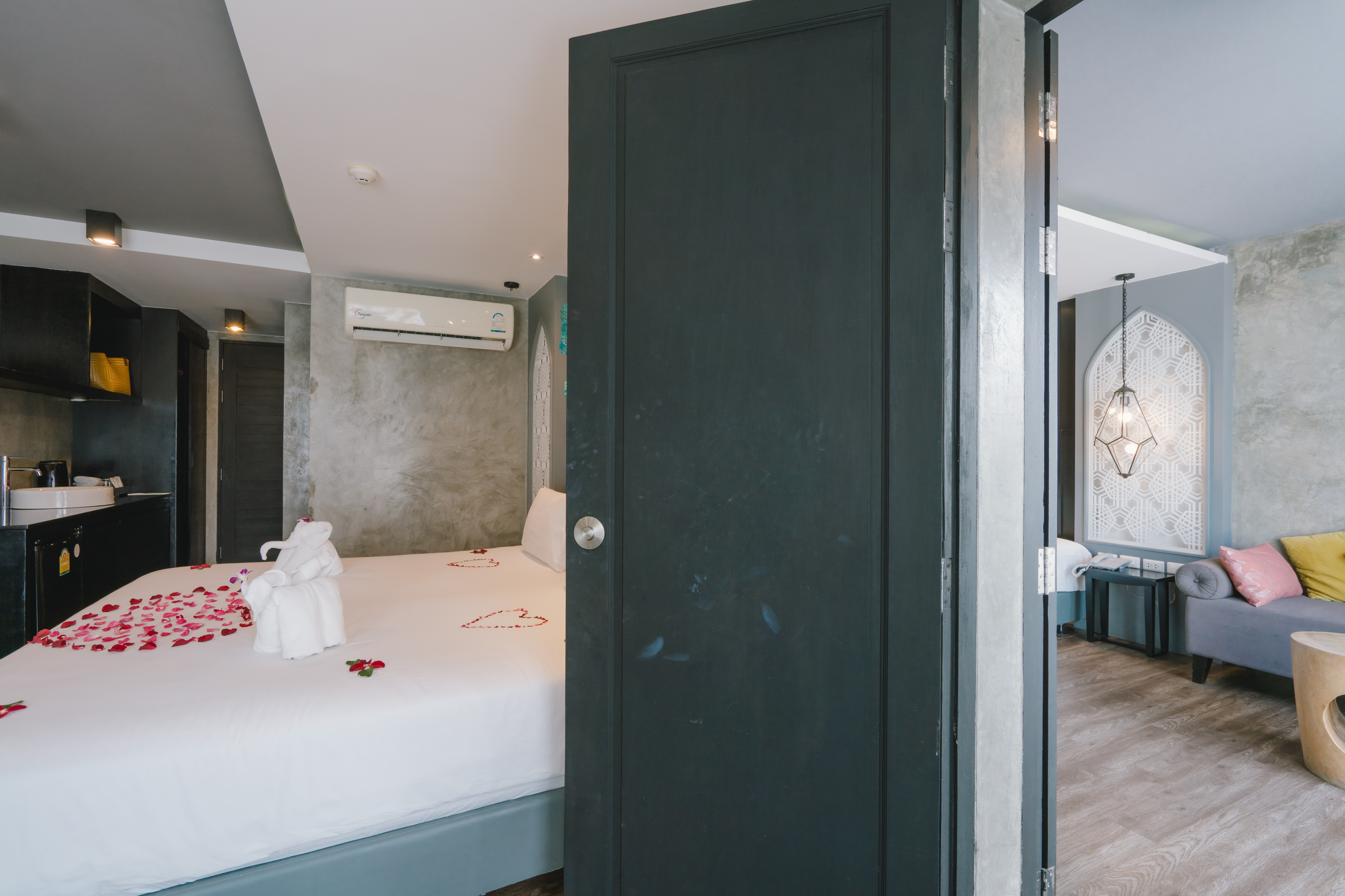 Studio Connecting Room