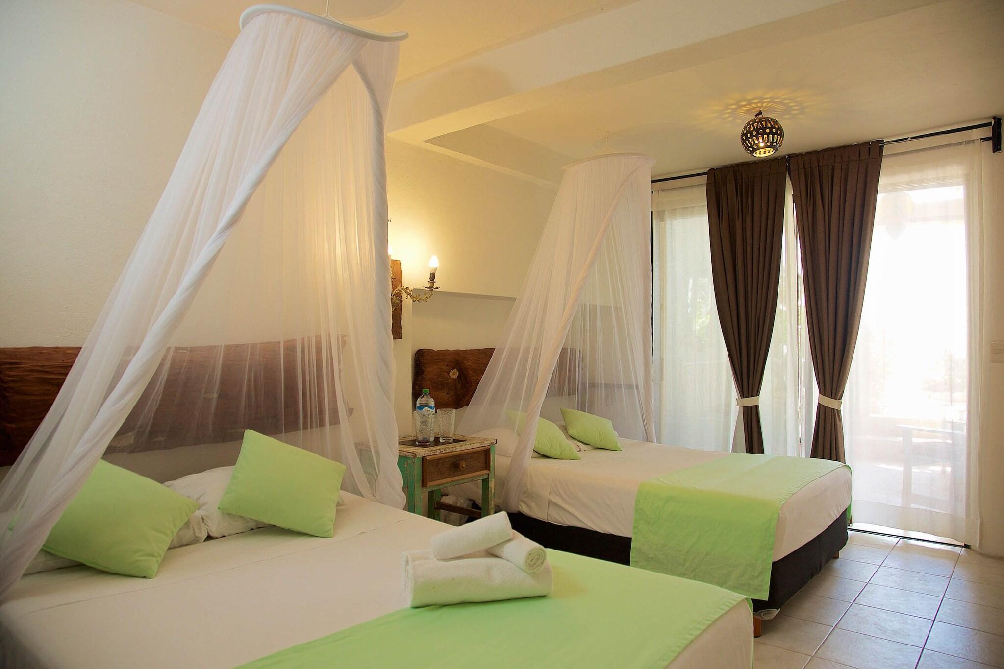 Double Two Queen Beds