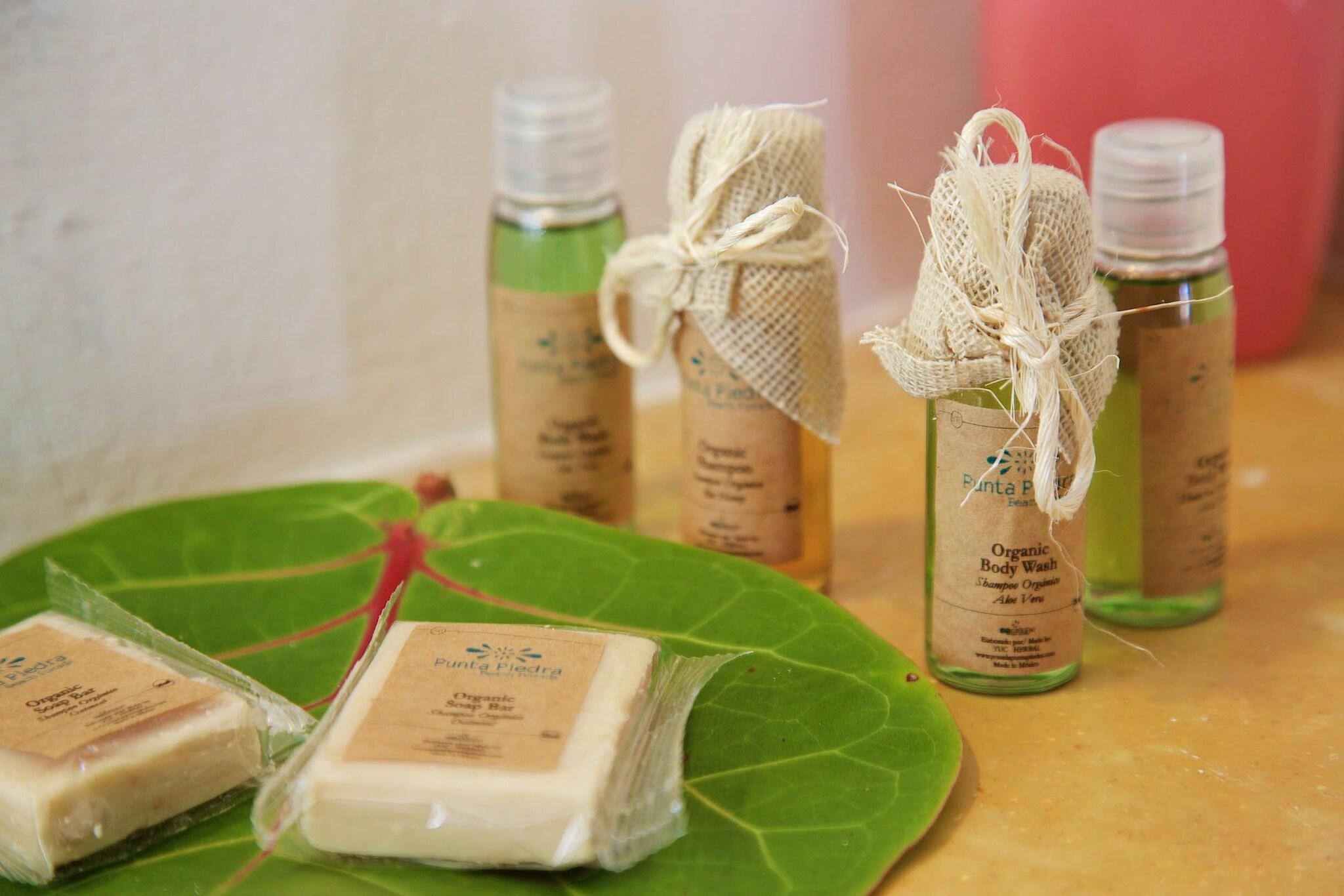 Double Pool View King Bed