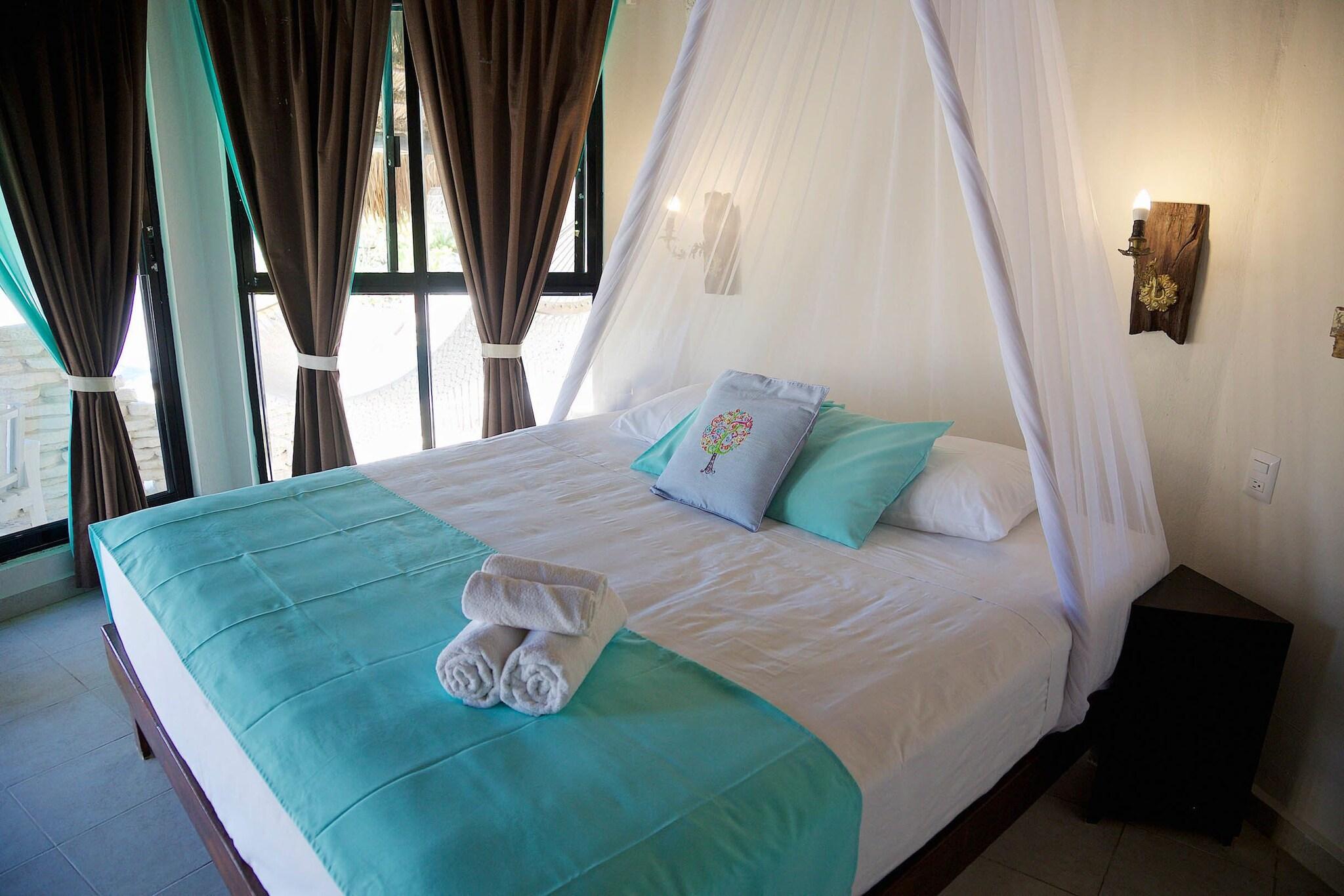 Double Ocean Front King Bed