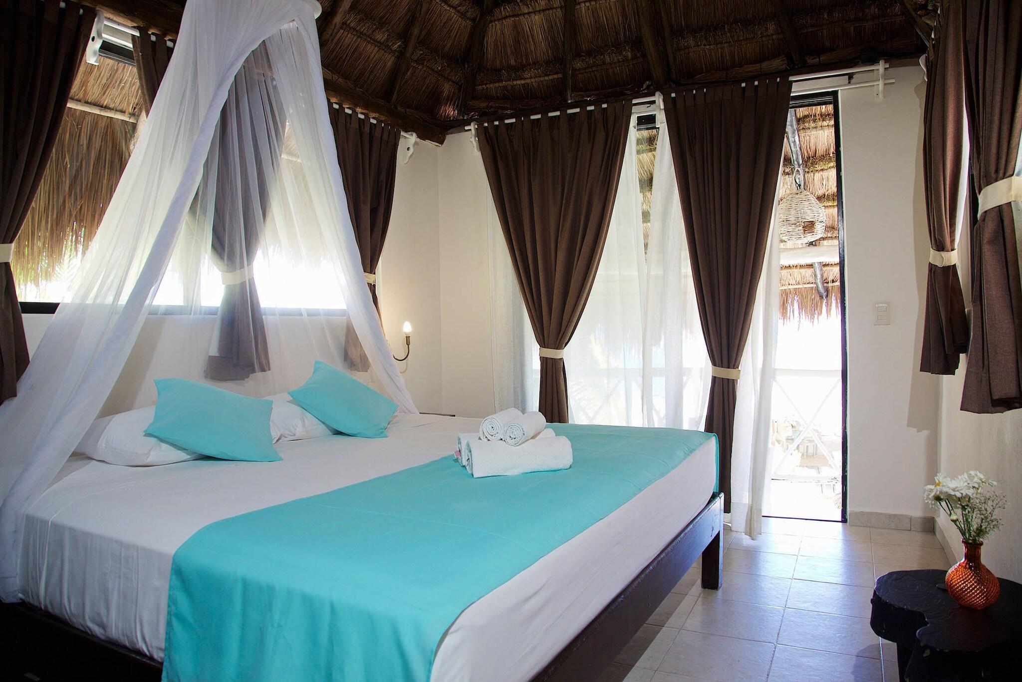 Double Pool View King Bed