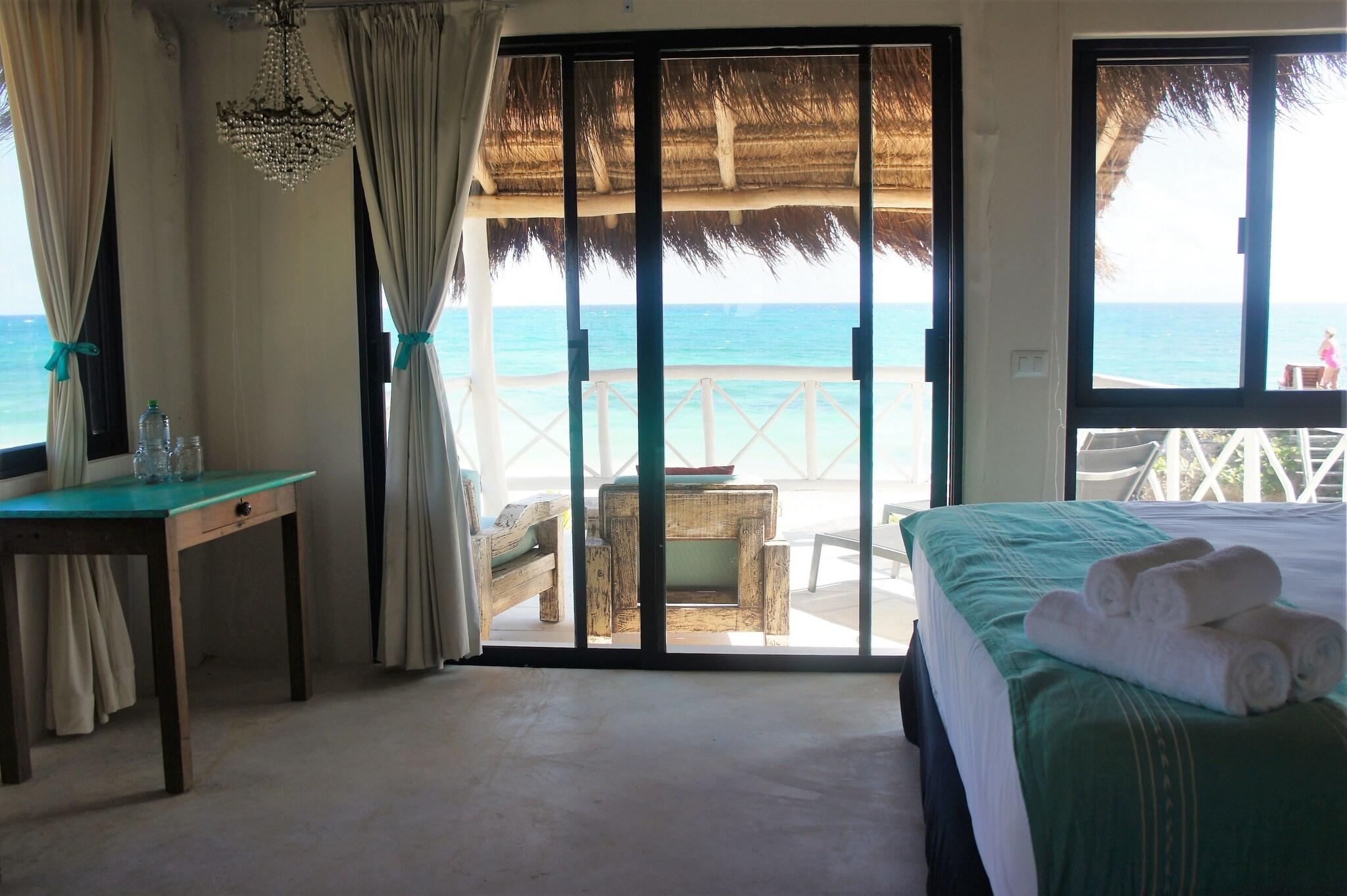 Double Ocean Front King Bed