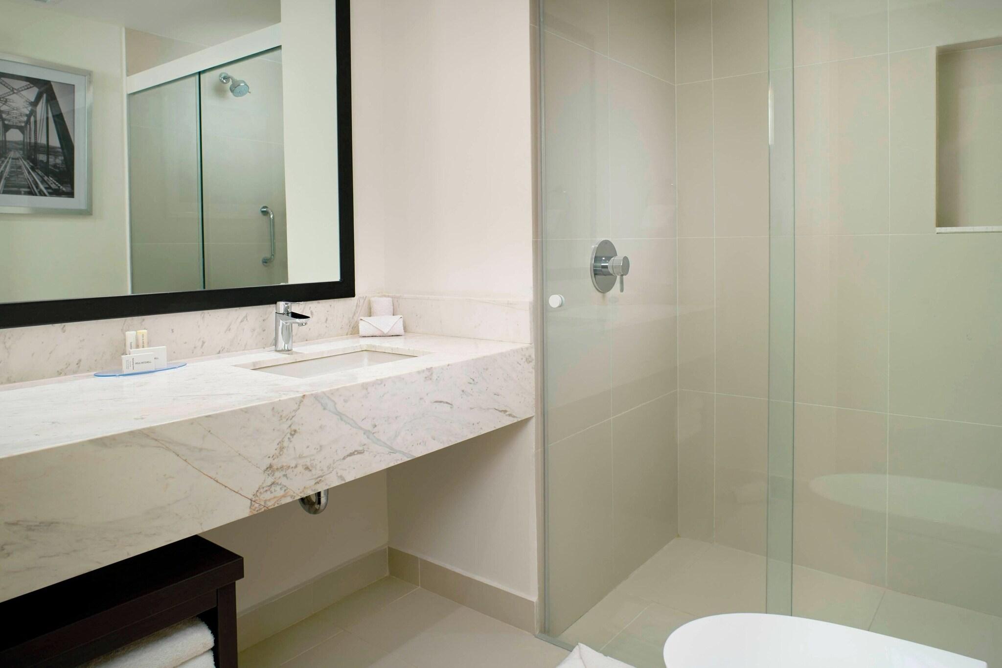 Studio King Size Bed