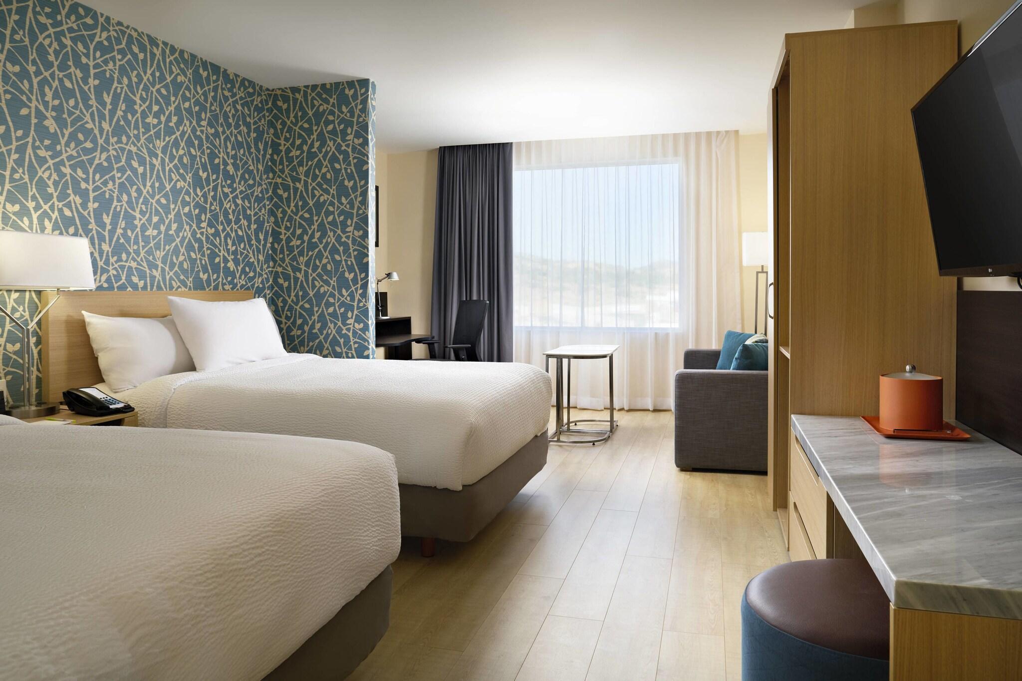 Studio Two Double Beds