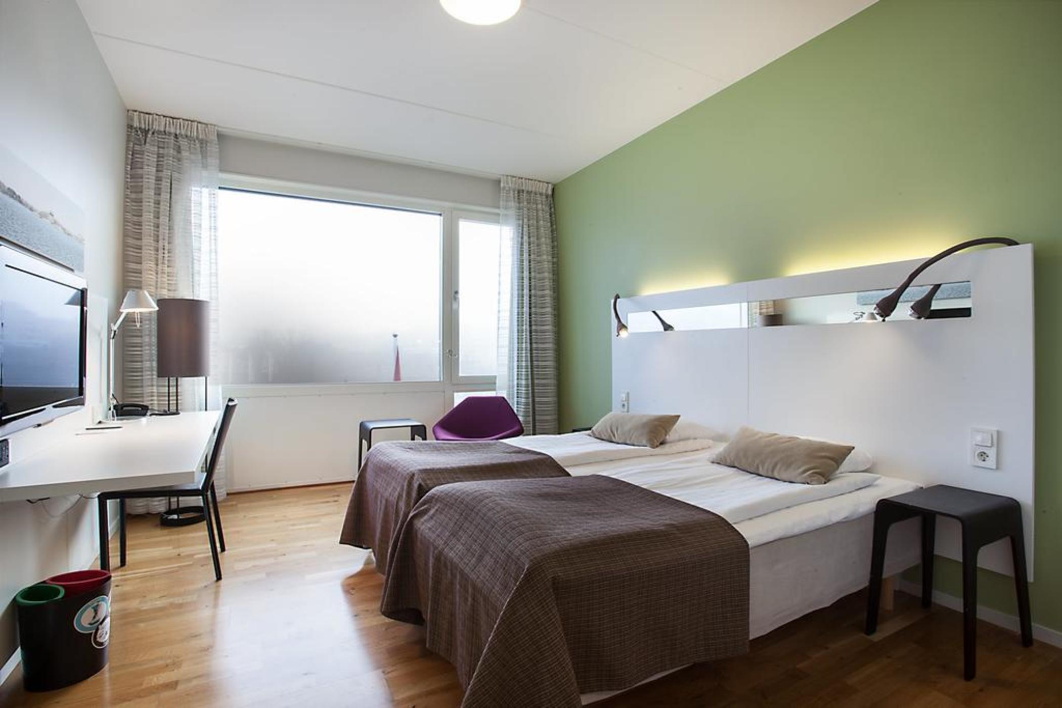 Double or Twin Superior