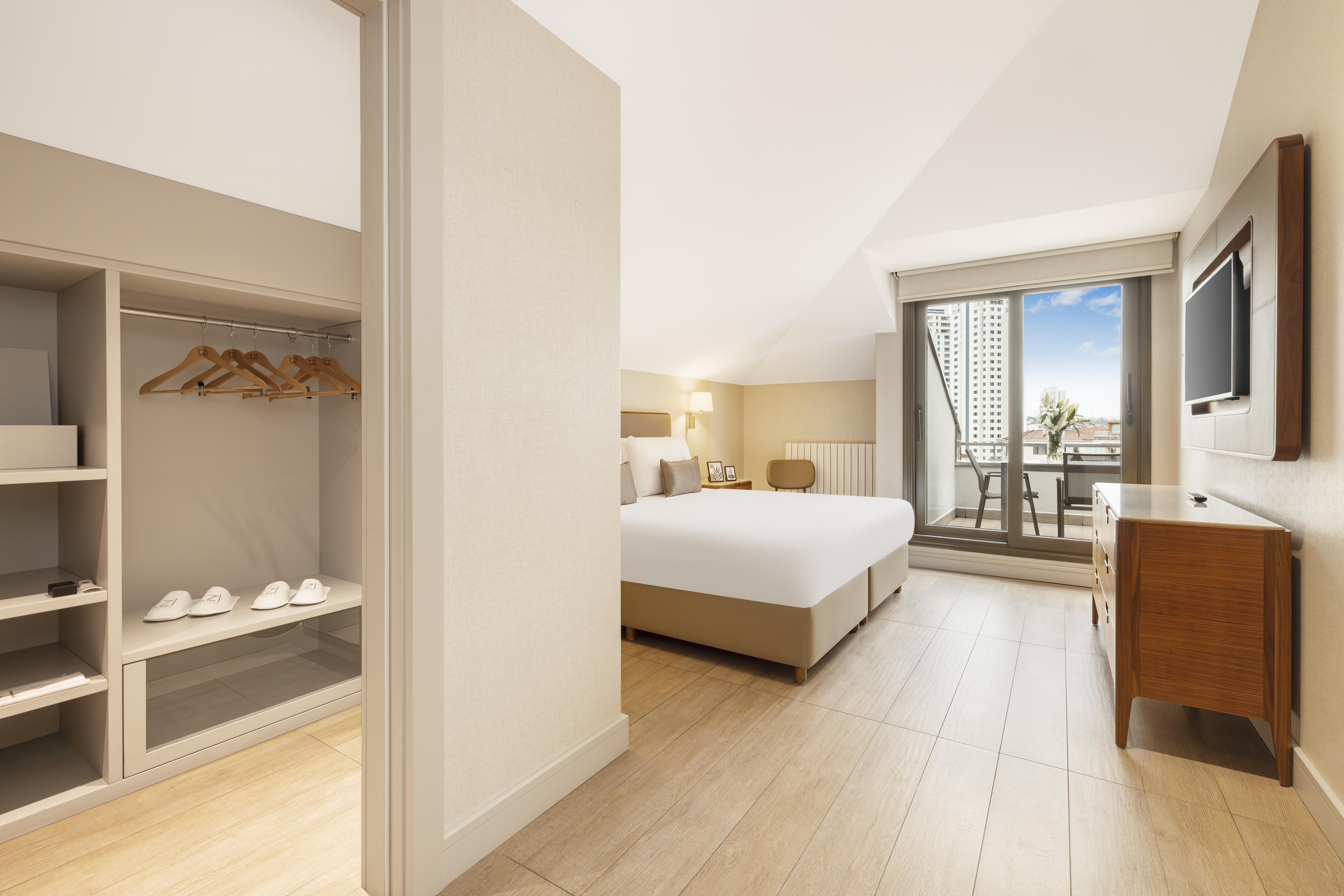 Suite Two Bedrooms with Terrace