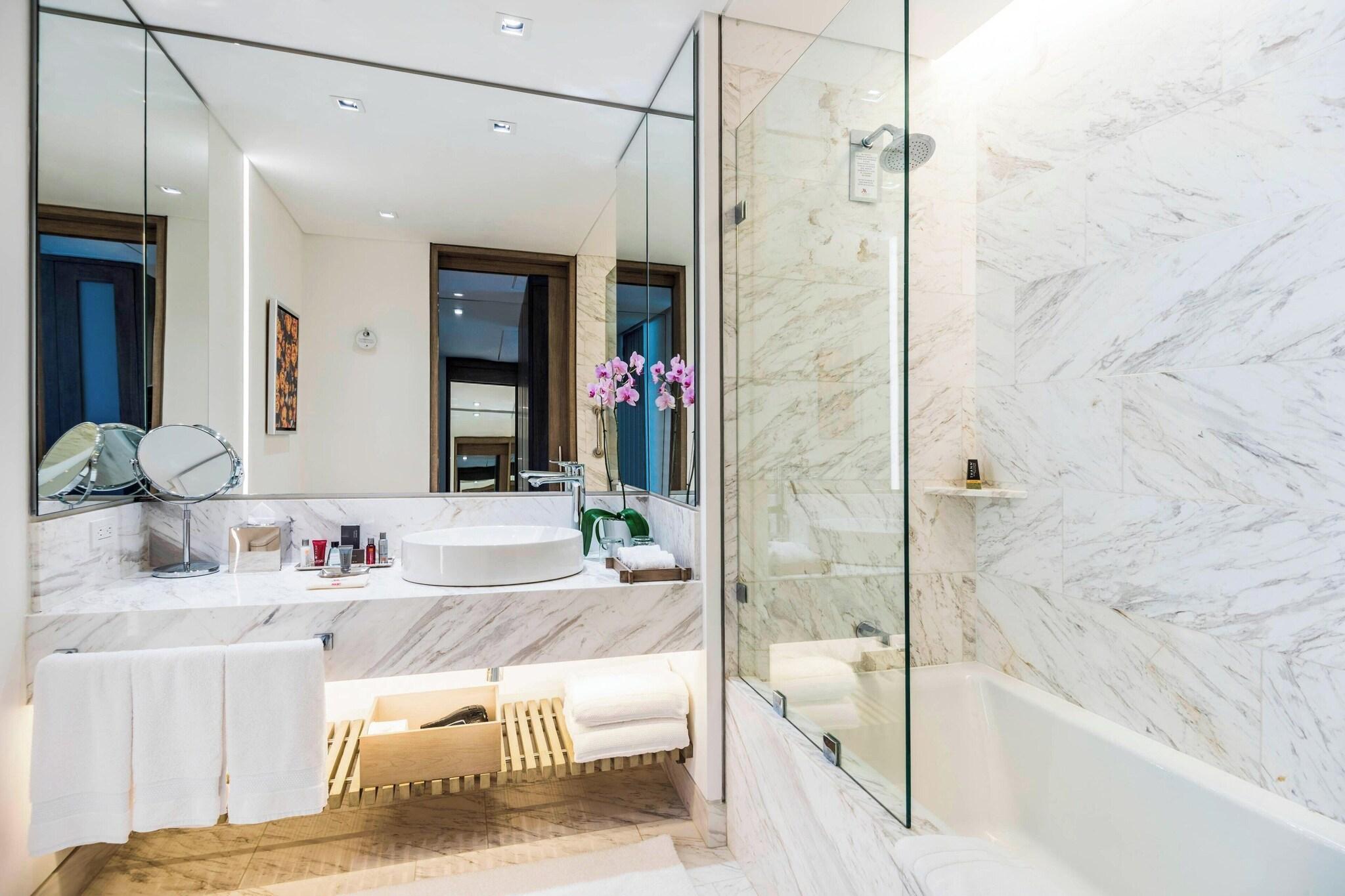 Suite Executive King Bed