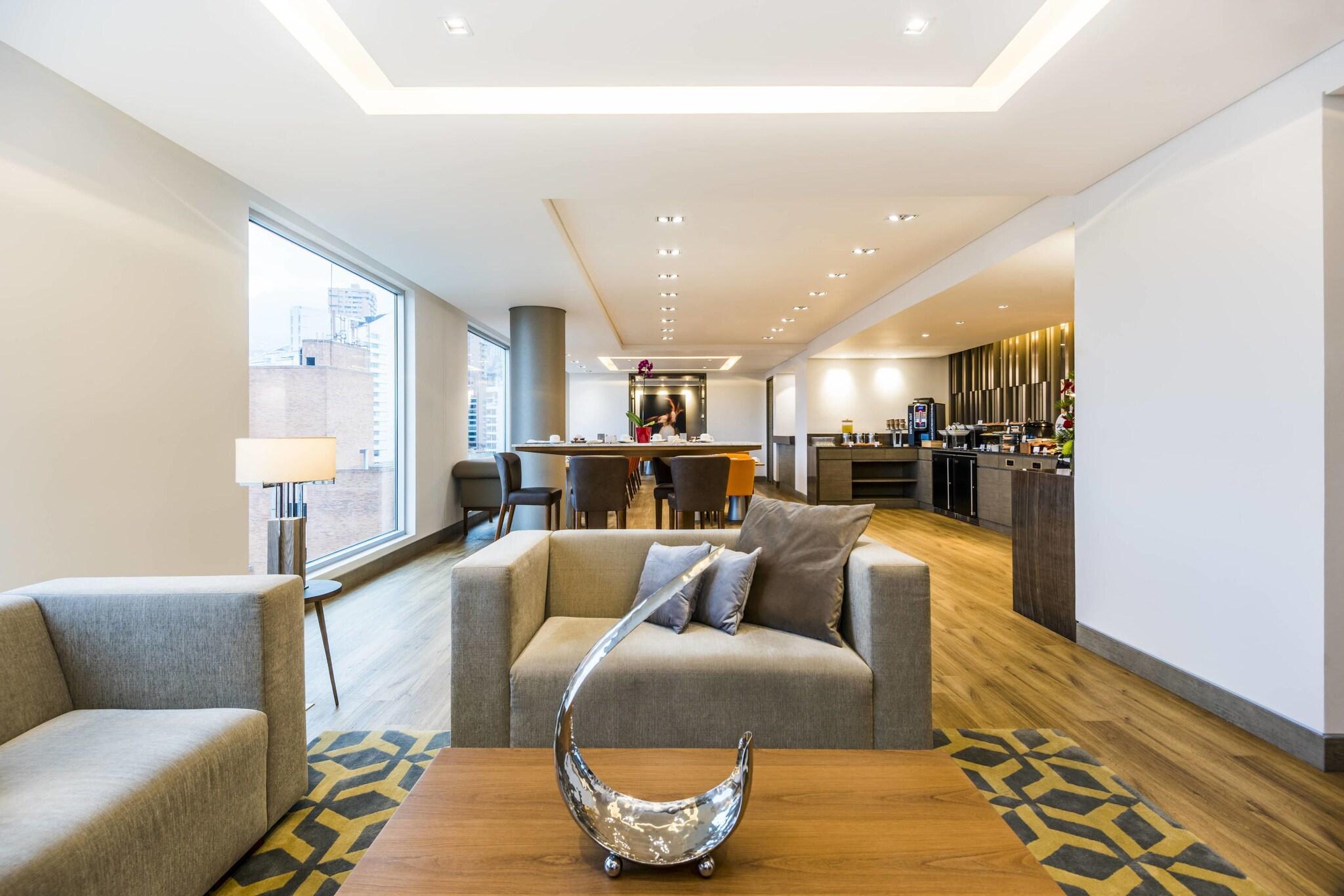 Double Deluxe King Bed