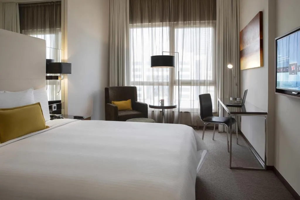 Suite with Kitchenette