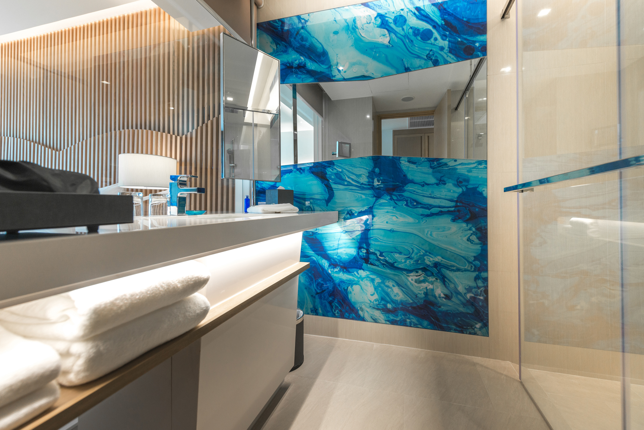 Twin Deluxe Executive