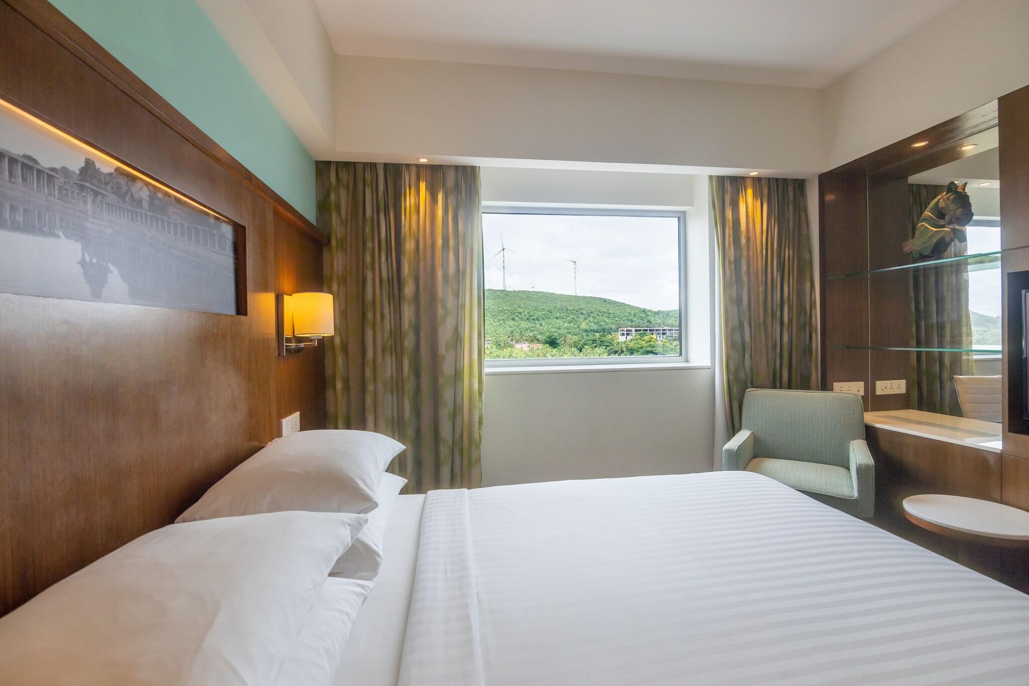 Double Queen Size Bed