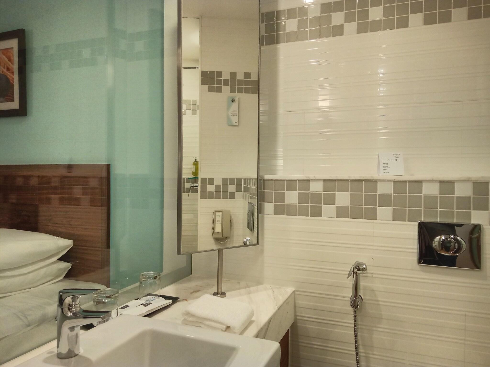 Double Premium Queen Bed