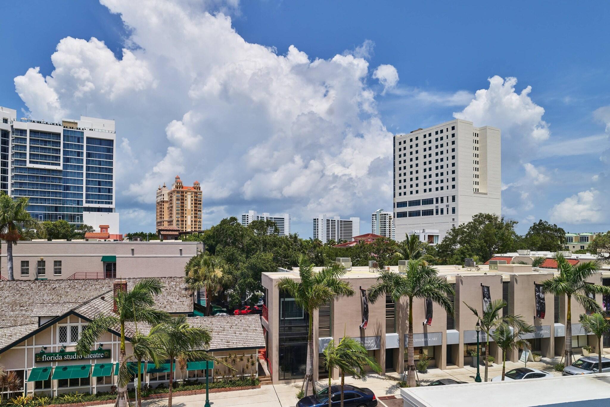 Double Accessible with Views