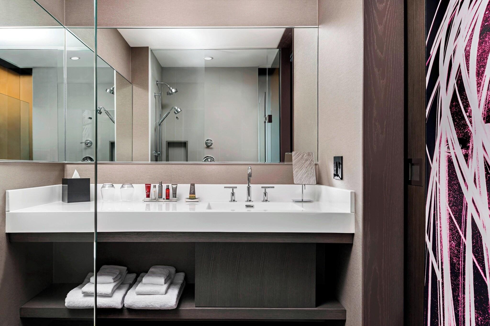 Double Club King Bed