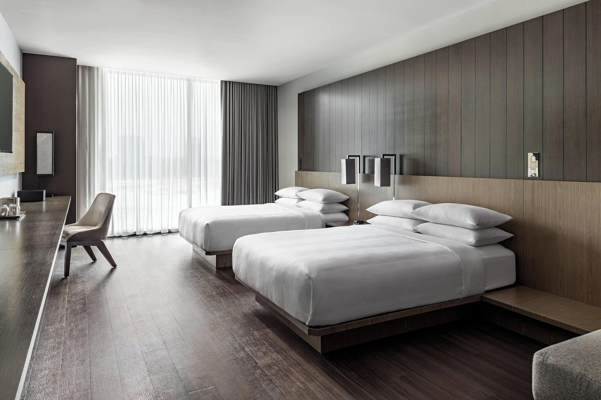 Quadruple Two Queen Beds Non Smoking