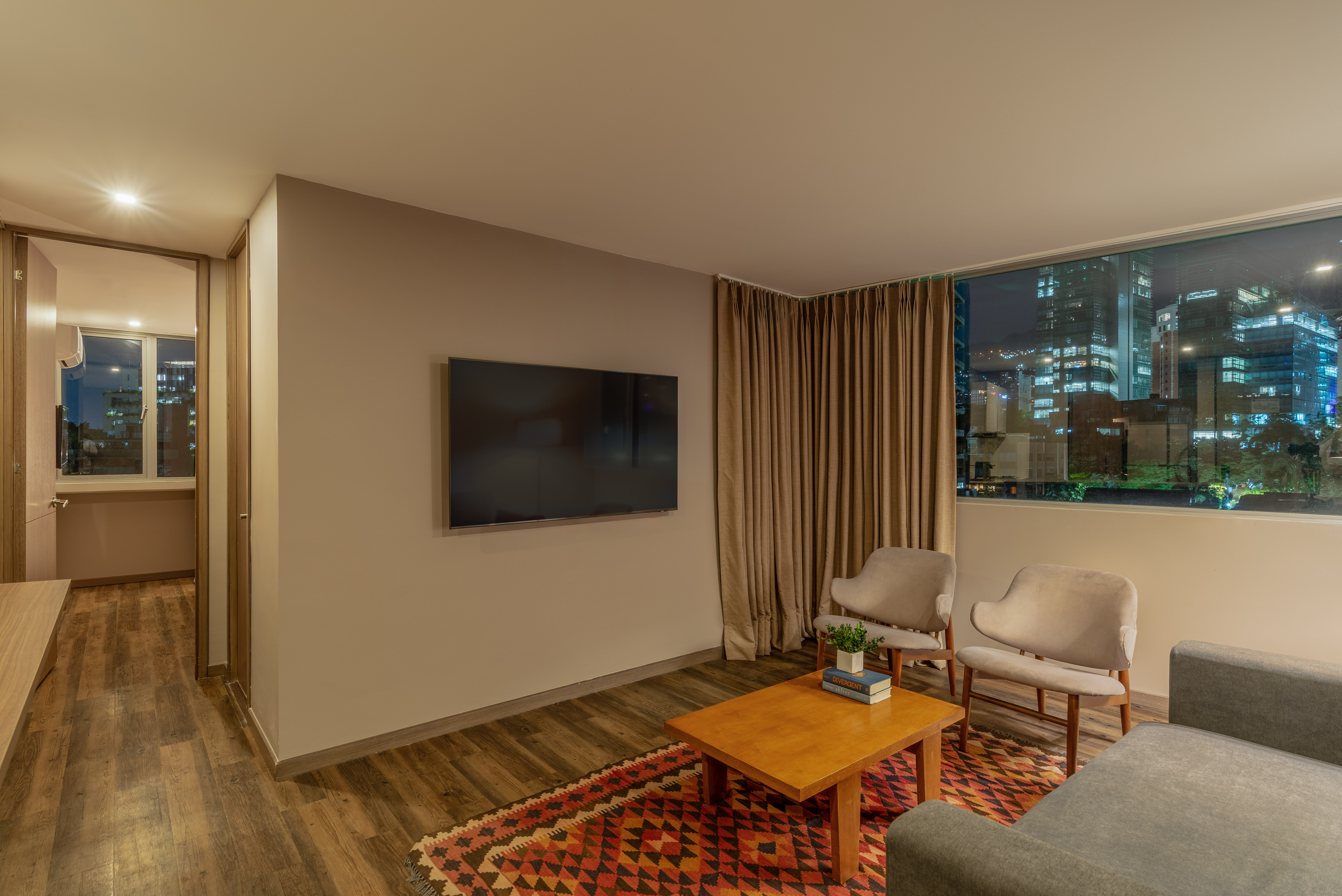 Quadruple One Bedroom