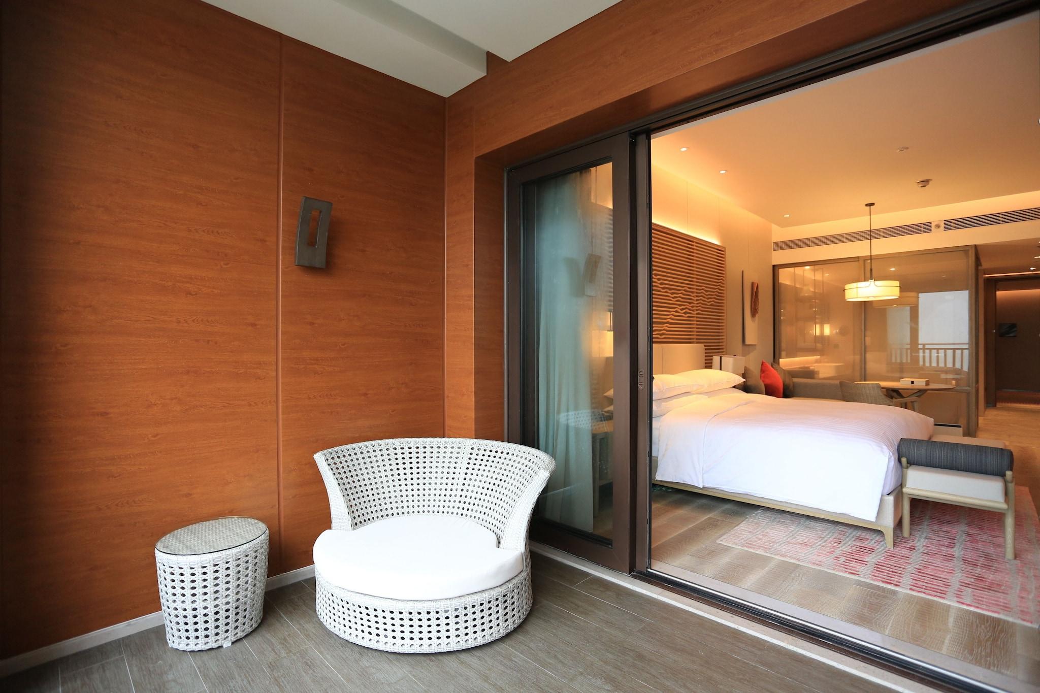 Suite Smoking with Views