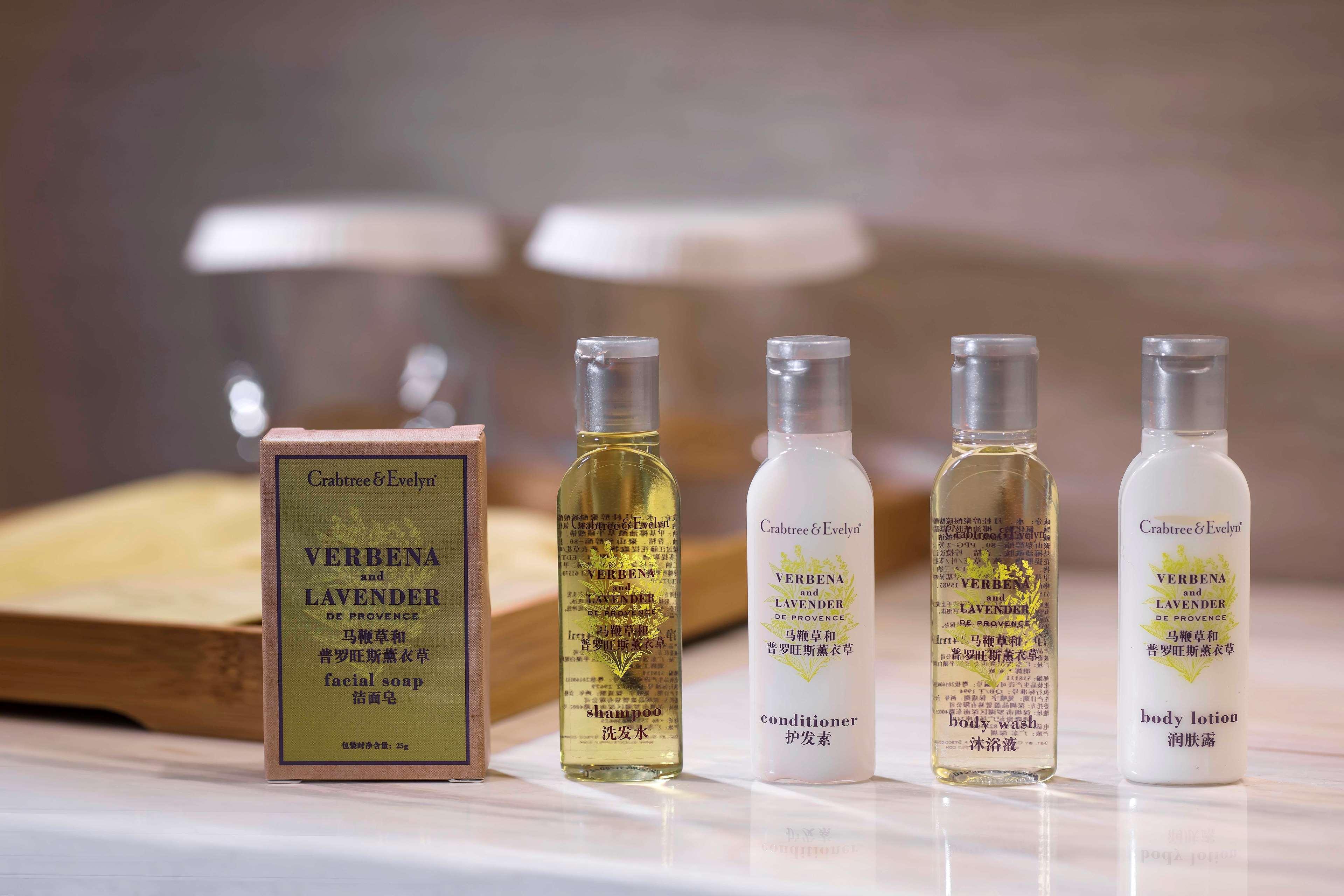 Double Accessible King Size Bed