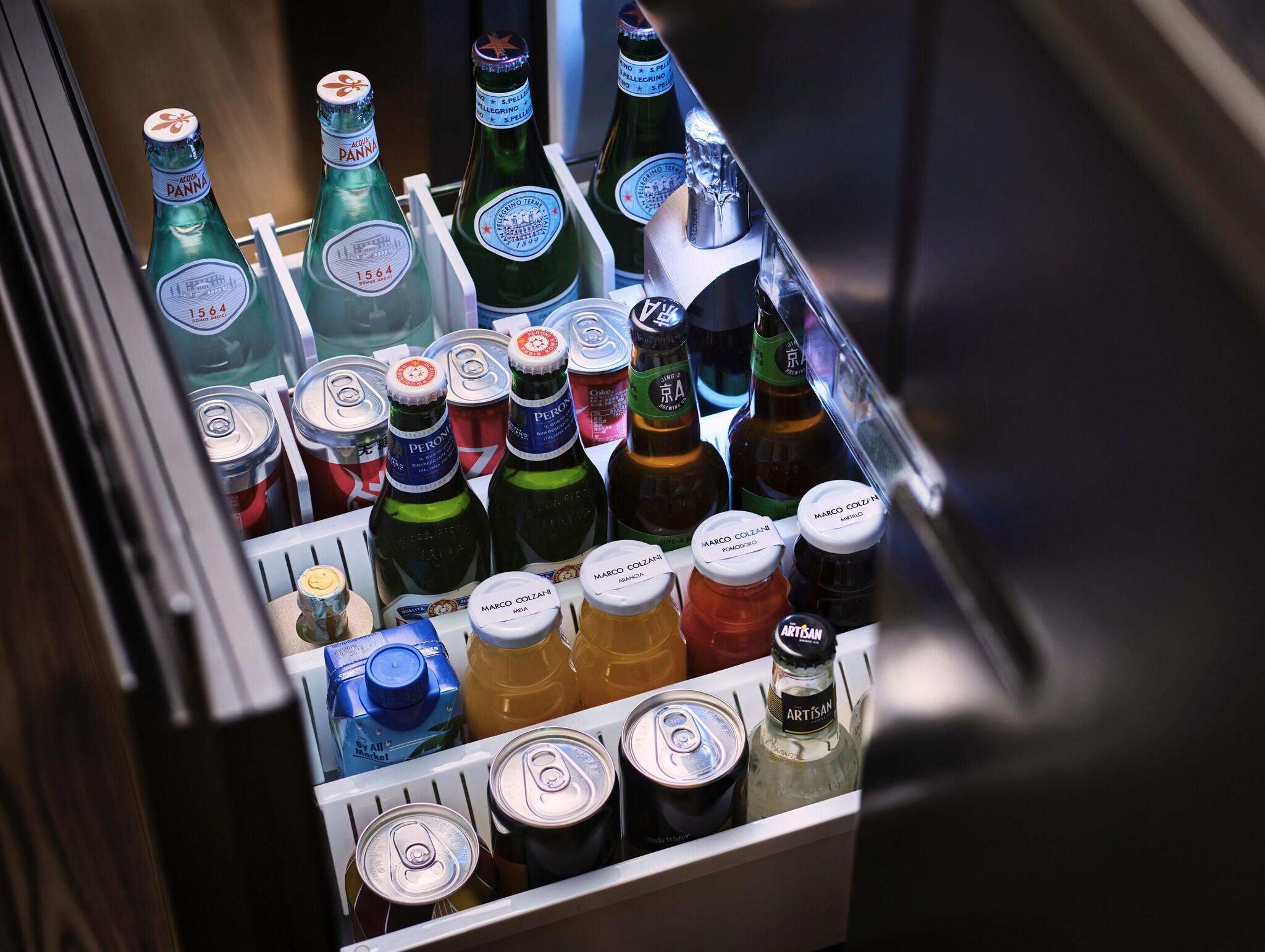 Junior Suite City View King Bed