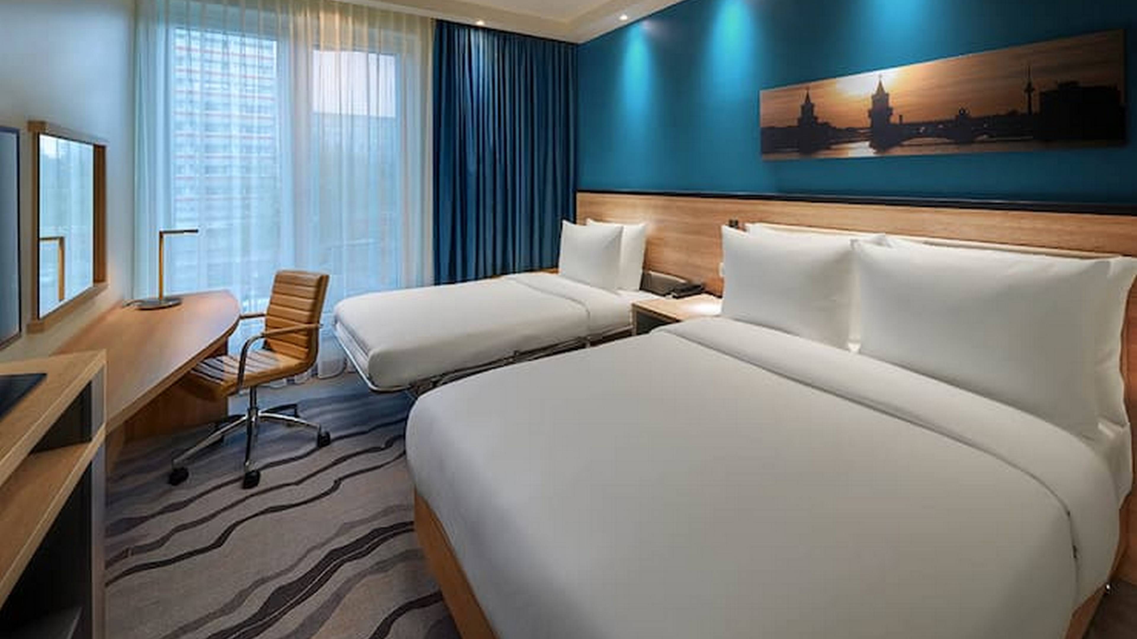 Family Room Connecting Room