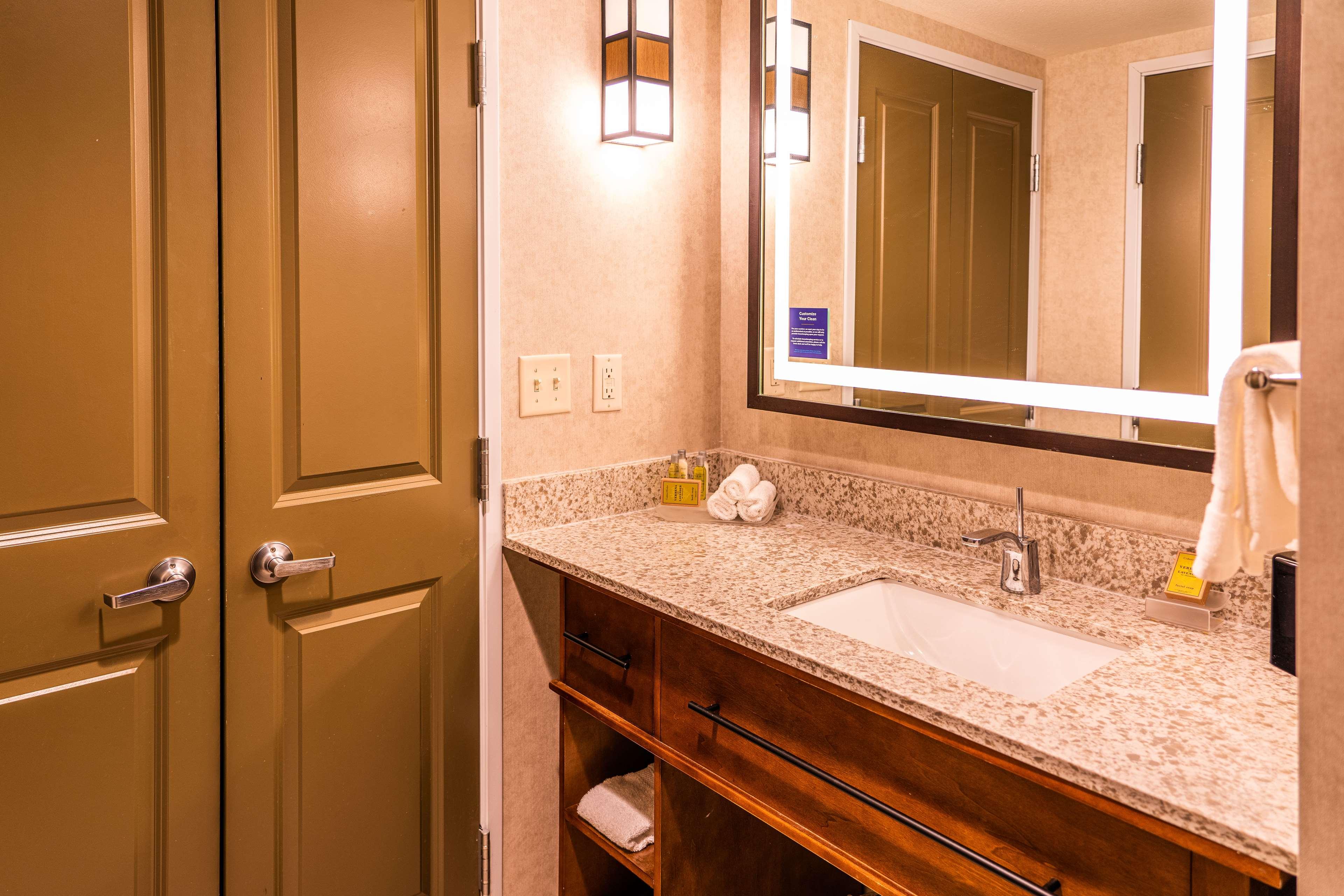 Suite King Bed One Bedroom 