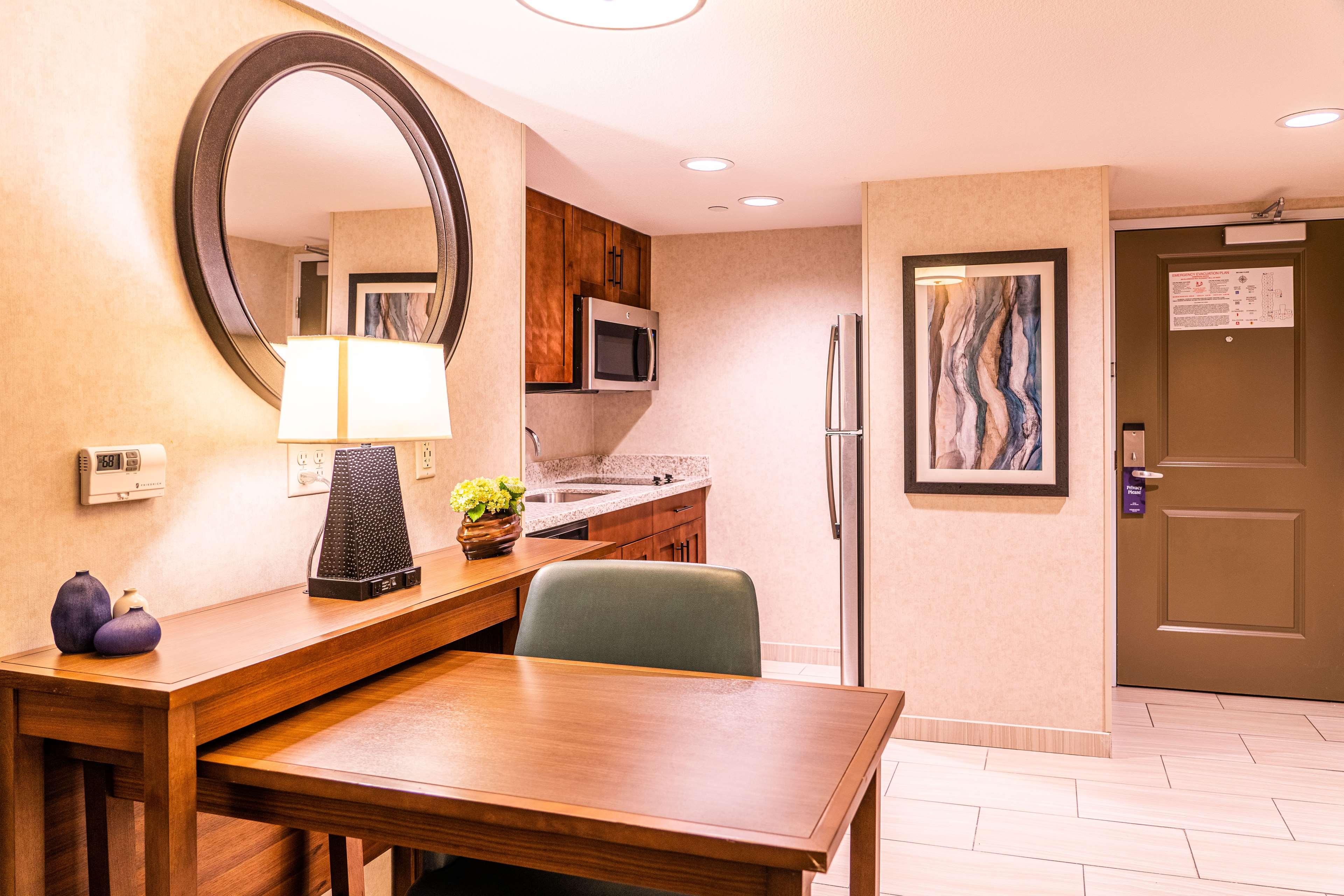 Studio King Bed Non Smoking