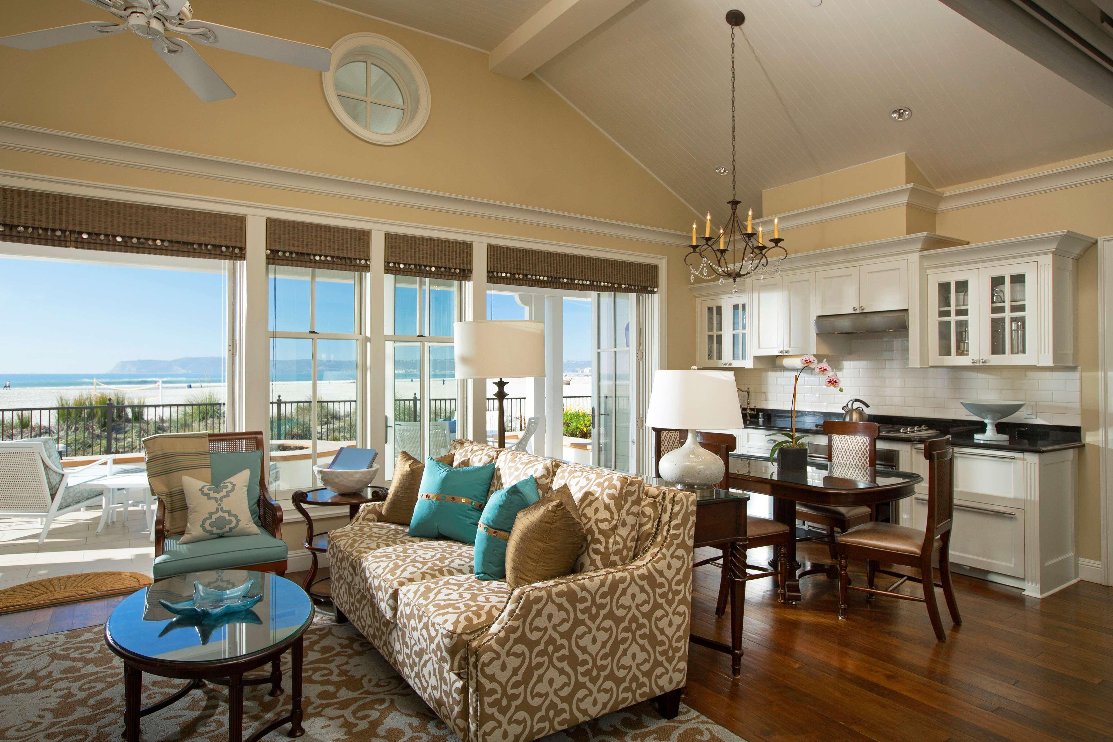 Suite Beach Front Two Bedrooms