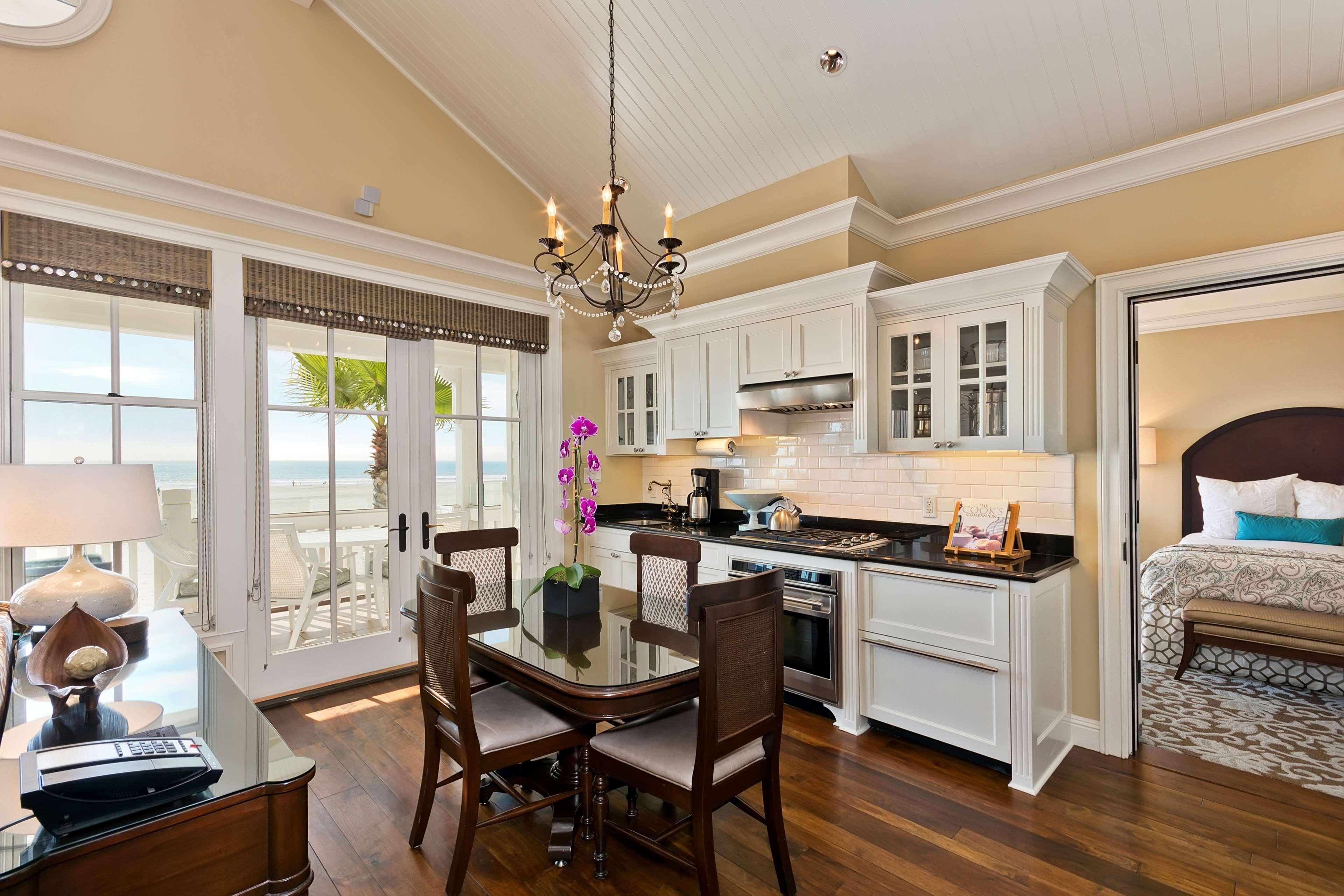 Suite Ocean Front Two Bedrooms