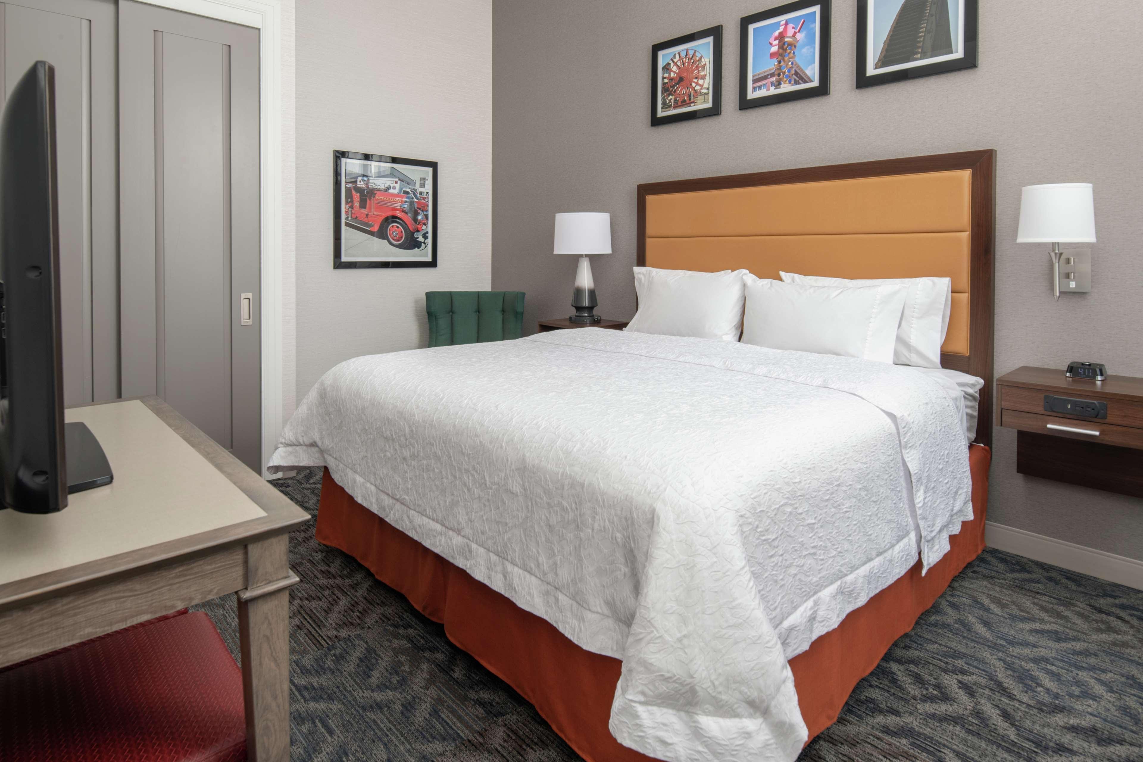 Studio King Size Bed