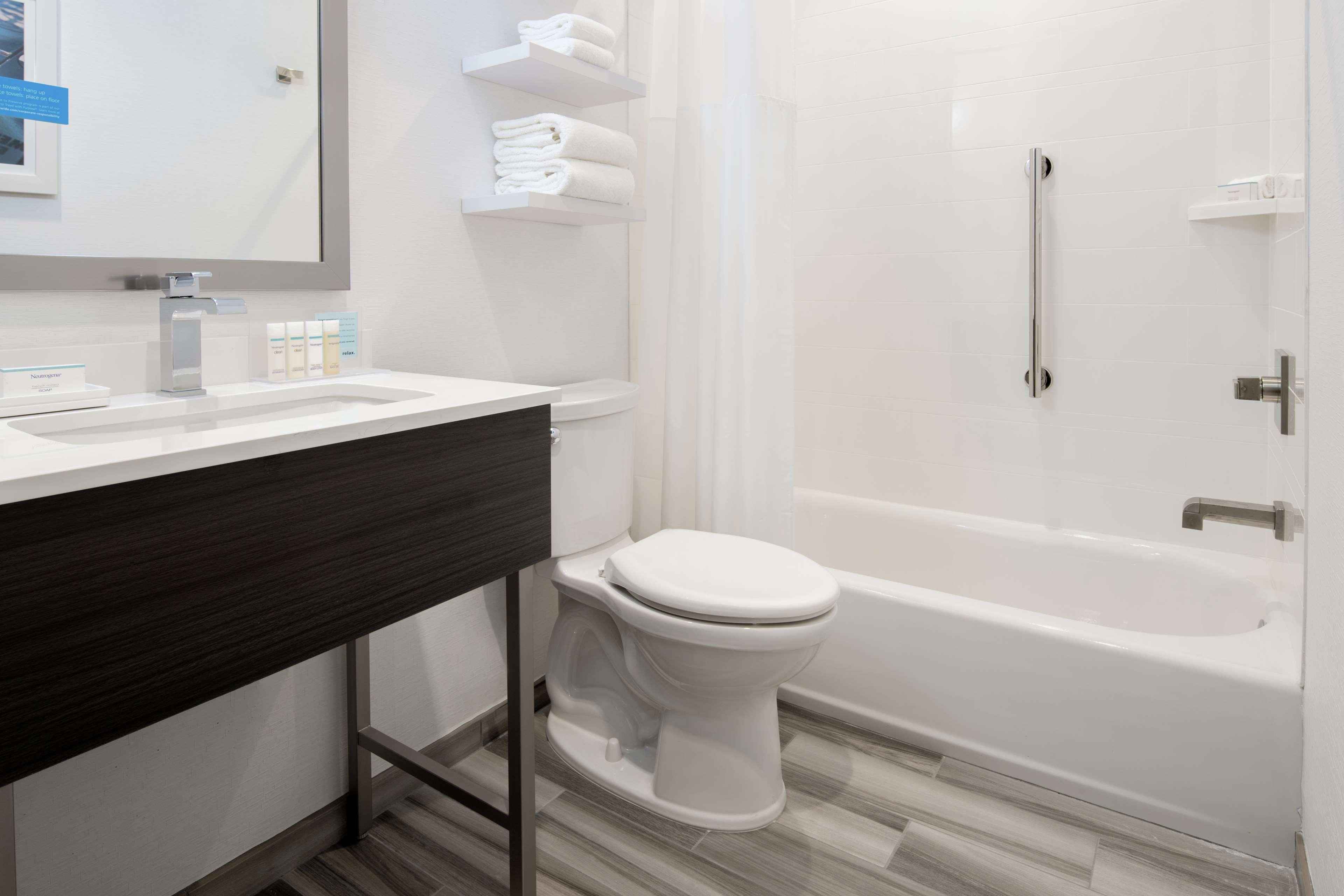 Double Accessible-two Queen Beds