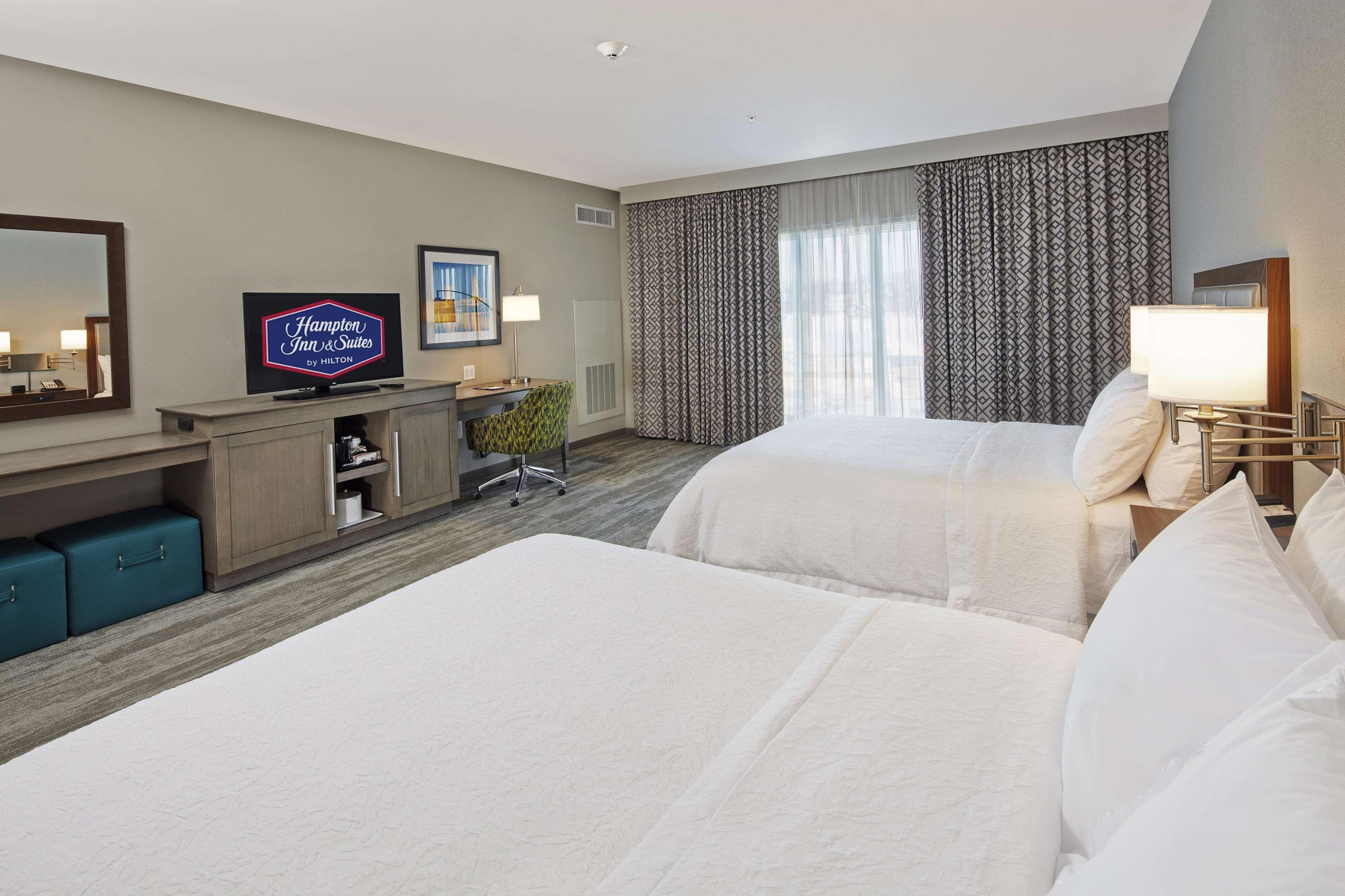 Double Two Queen Beds Non Smoking