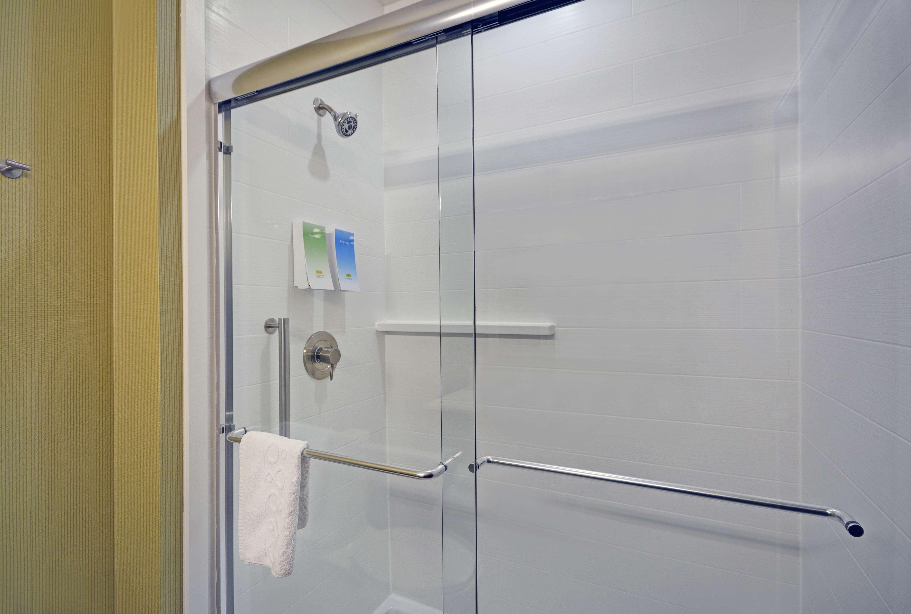 Studio King Bed Non Smoking